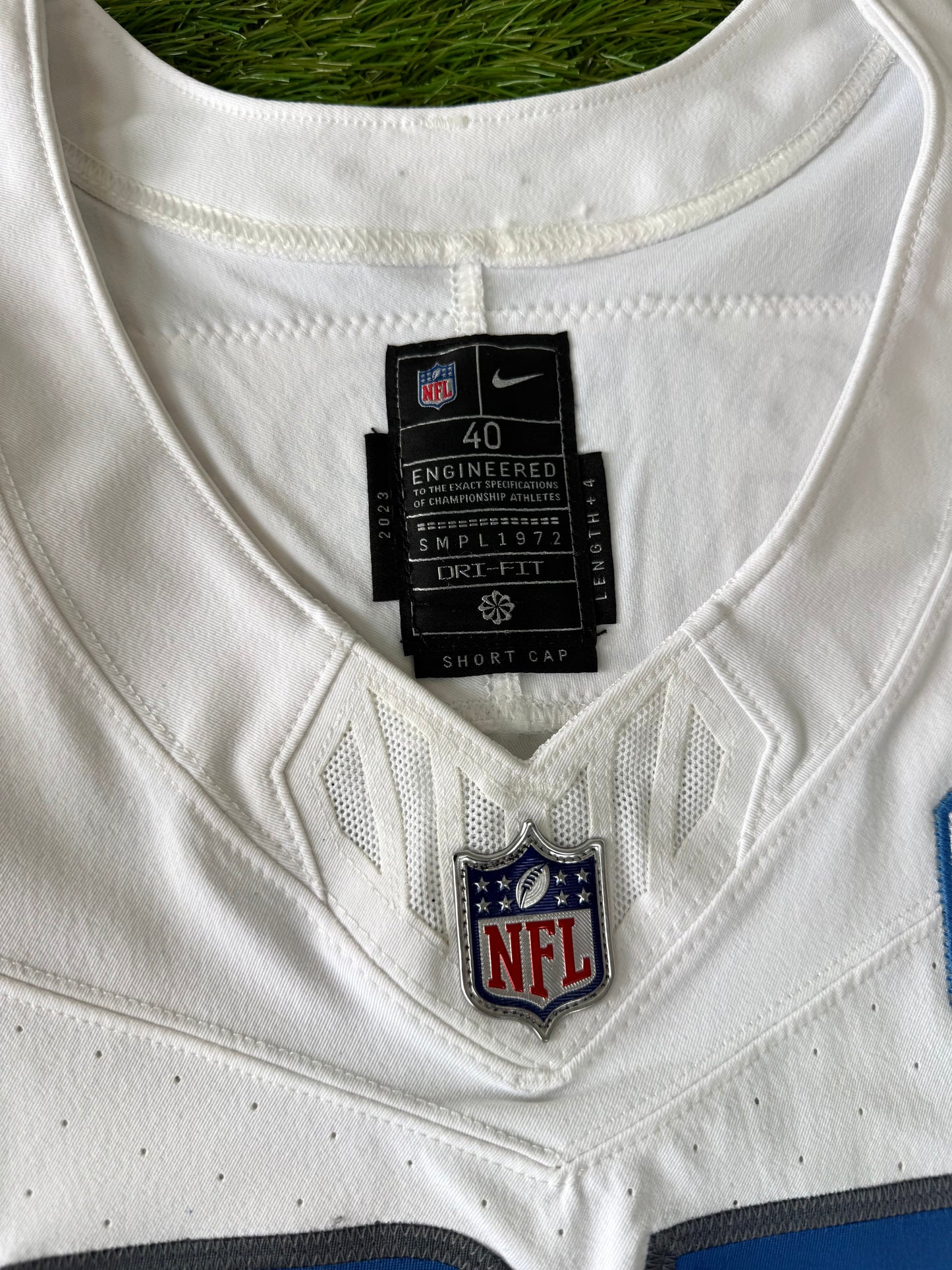 Detroit Lions Jahmyr Gibbs 2023 NFL Football Jersey (40/Medium)