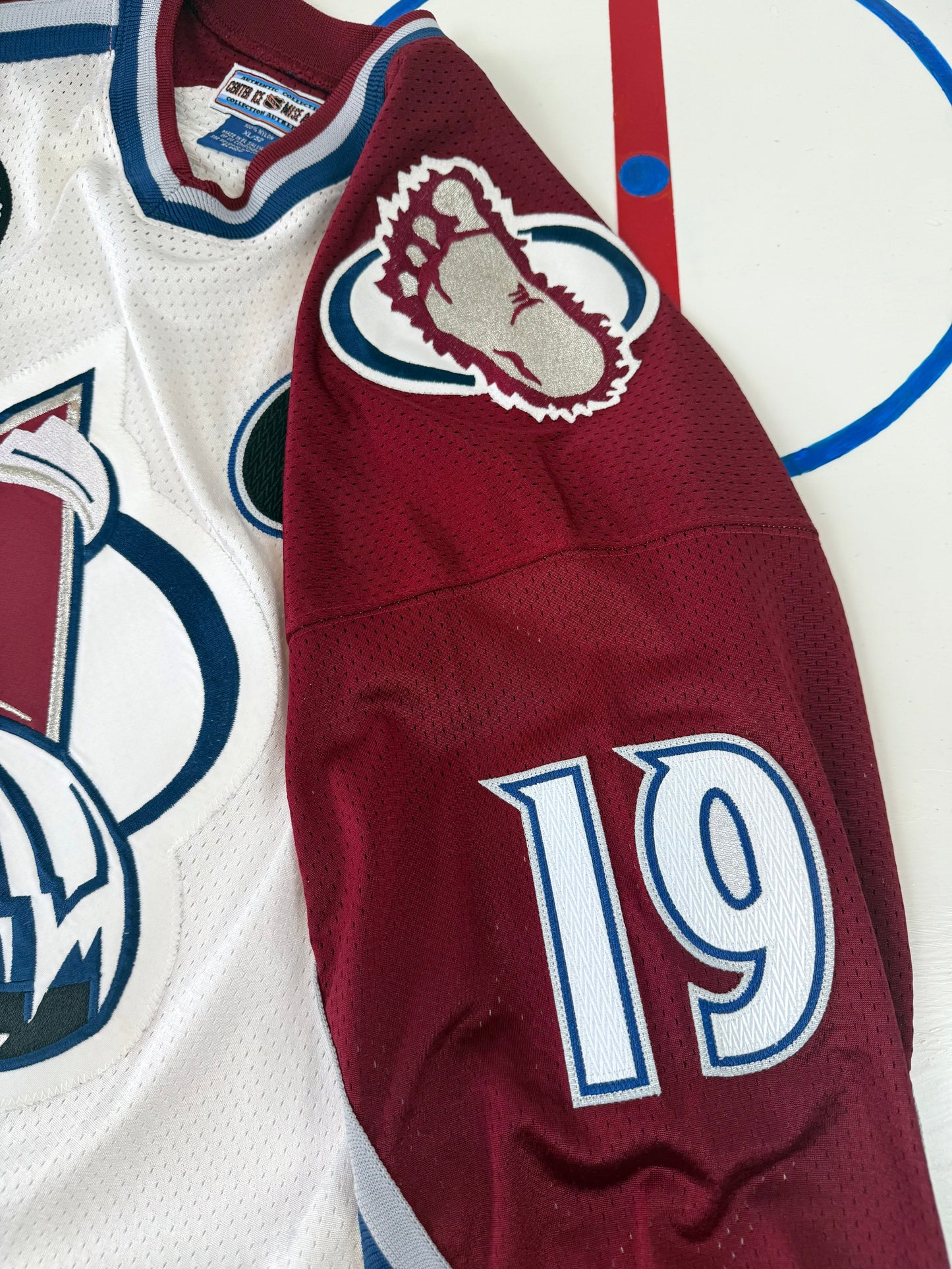 Colorado Avalanche Joe Sakic 1996 Stanley Cup Finals NHL Hockey Jersey (52/XL)
