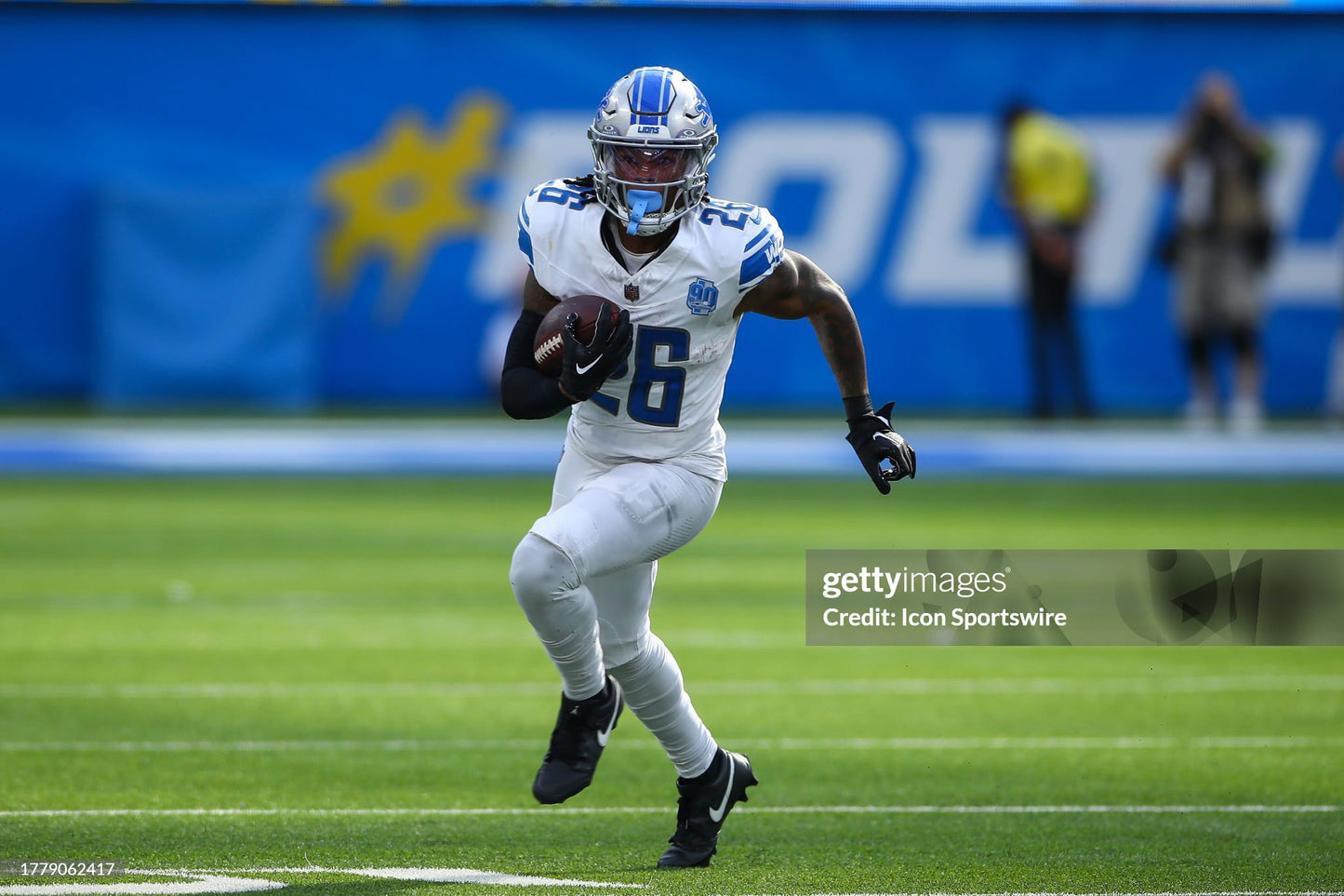 Detroit Lions Jahmyr Gibbs 2023 NFL Football Jersey (40/Medium)