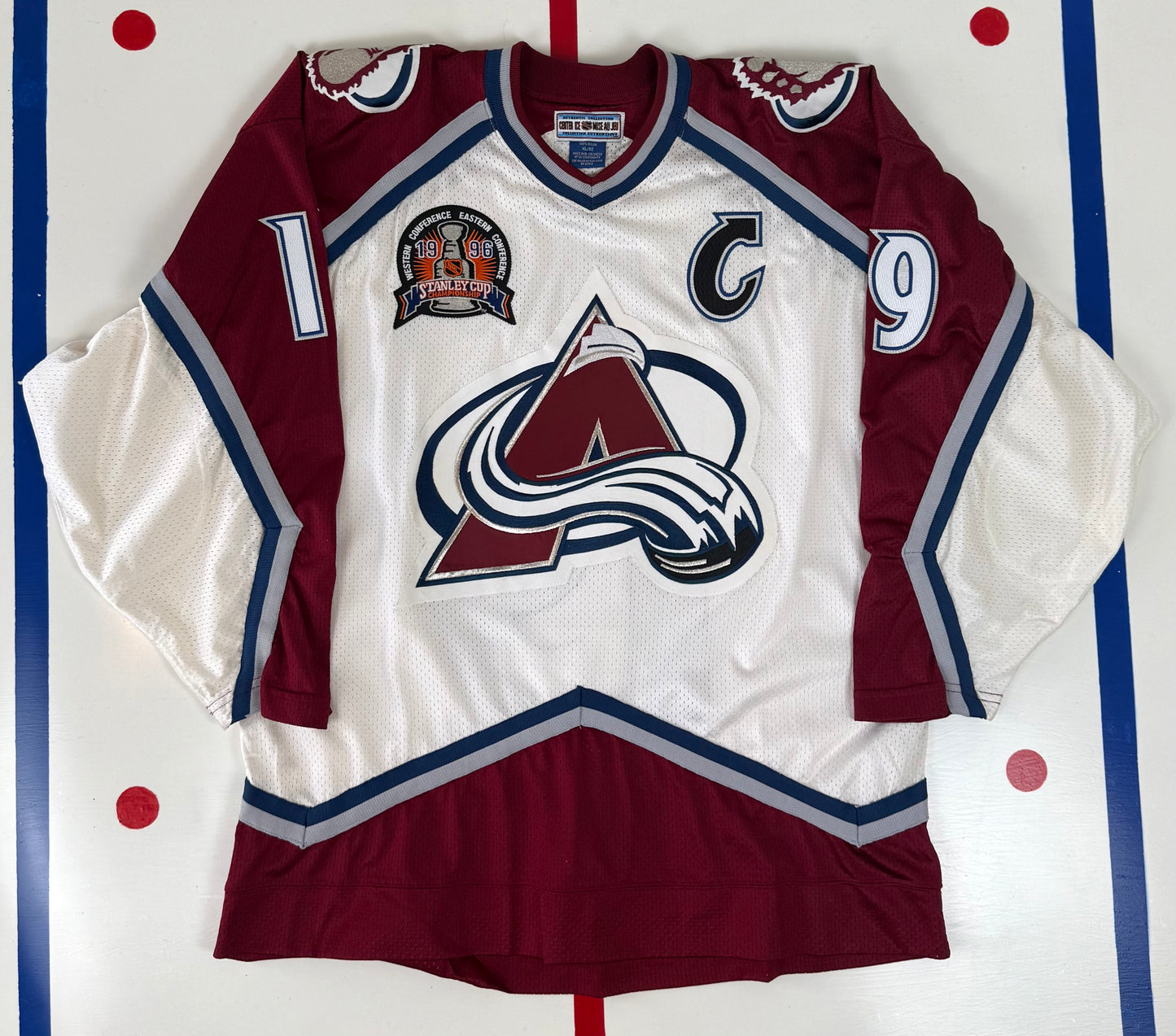 Colorado Avalanche Joe Sakic 1996 Stanley Cup Finals NHL Hockey Jersey (52/XL)