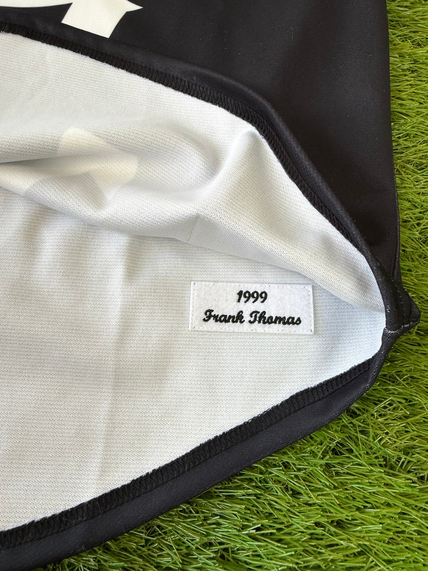 Chicago White Sox Frank Thomas Autographed 1999 TATC MLB Baseball Jersey (44/Large)