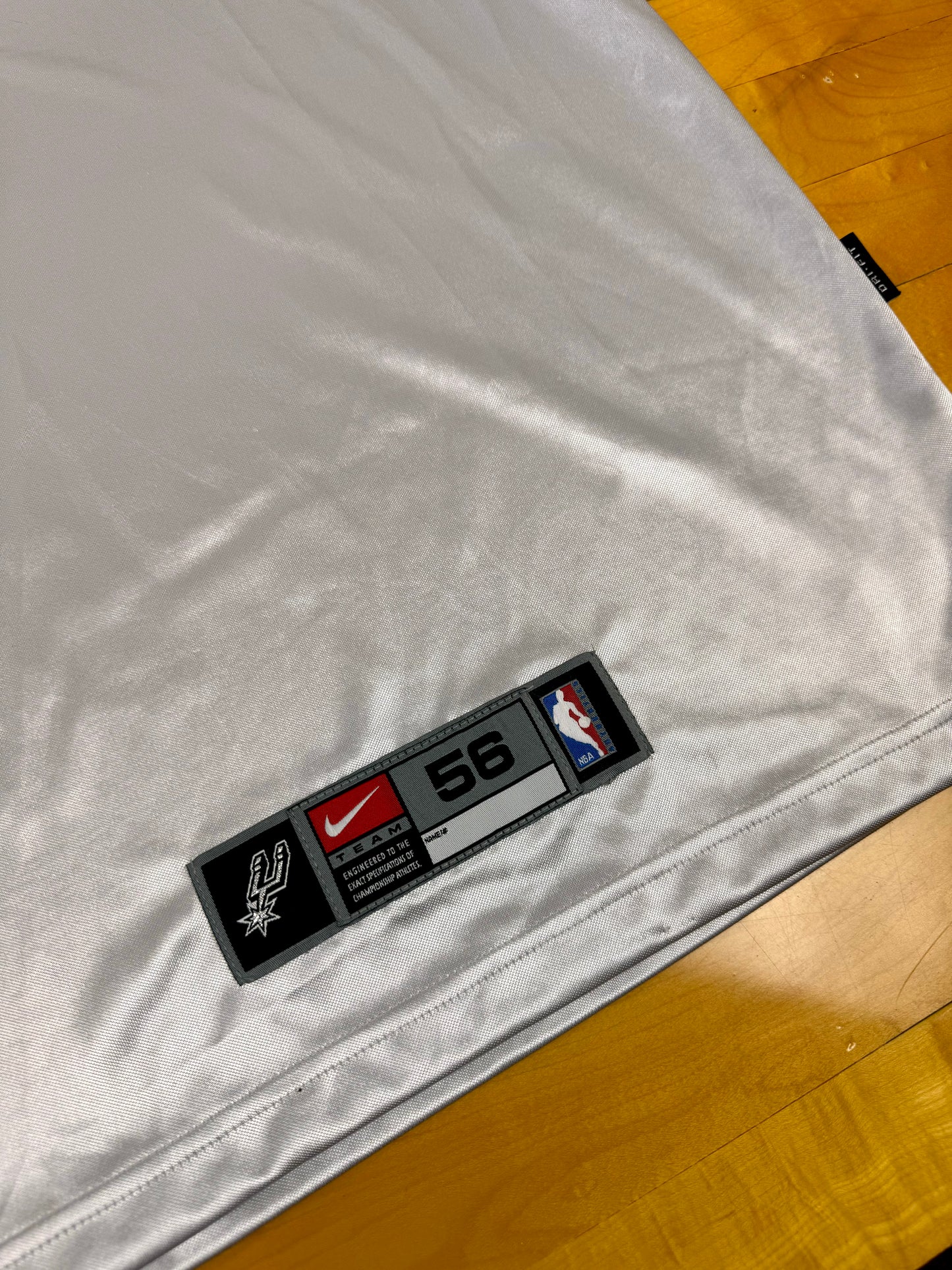 San Antonio Spurs 2003-2004 Tony Parker Throwback NBA Basketball Jersey (56/XXL)