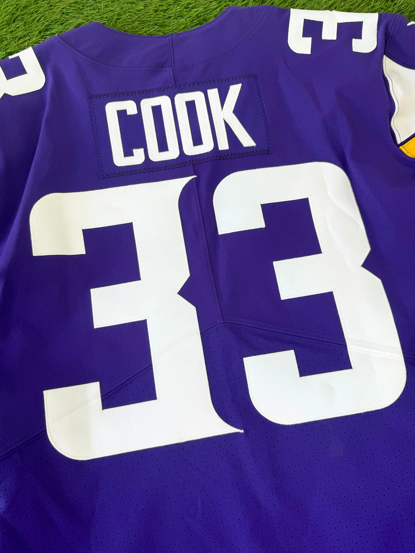 Minnesota Vikings Dalvin Cook 2017 NFL Football Jersey (44/Large)