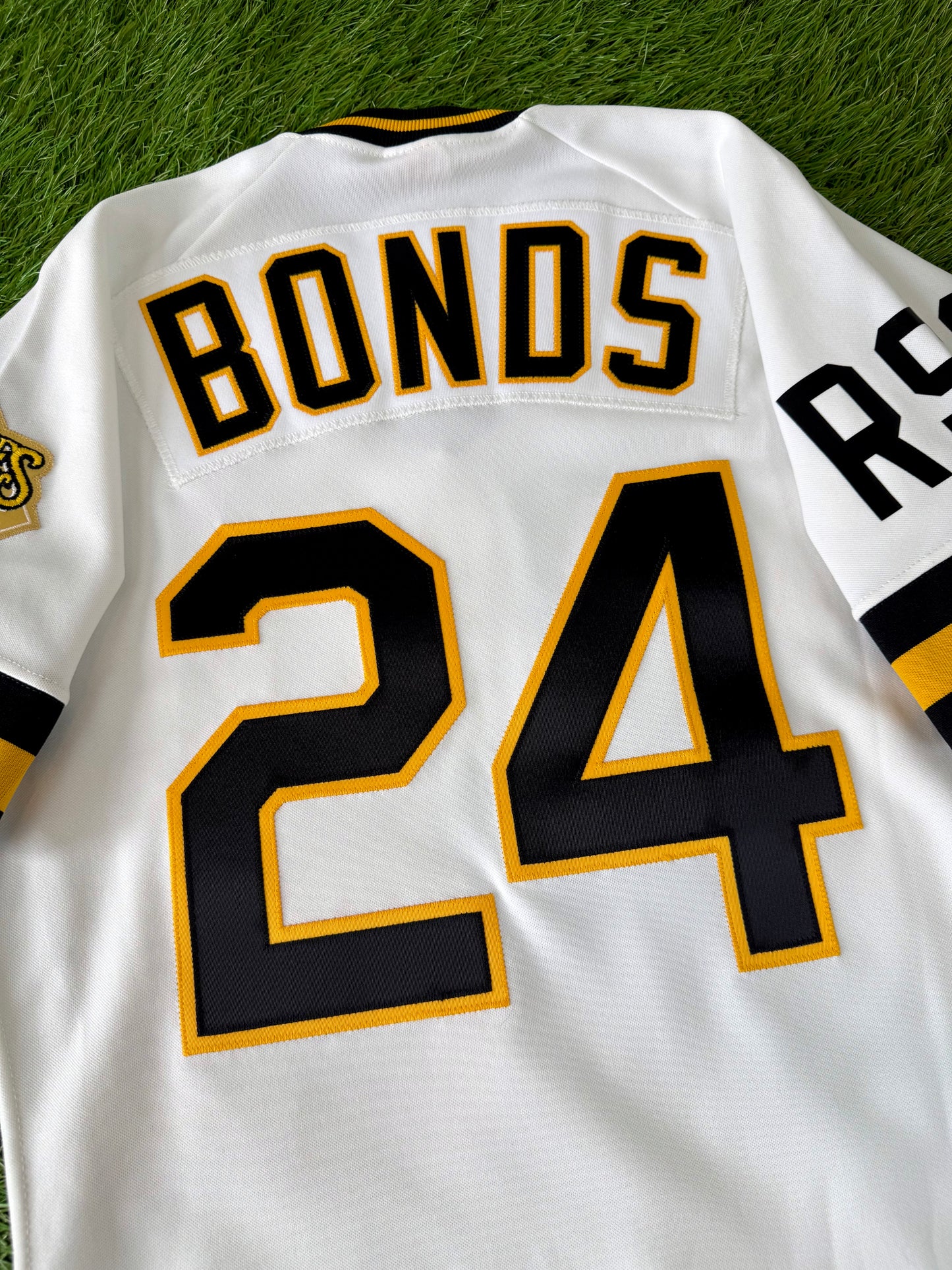 Pittsburgh Pirates Barry Bonds 1988 MLB Baseball Jersey (36/Small)