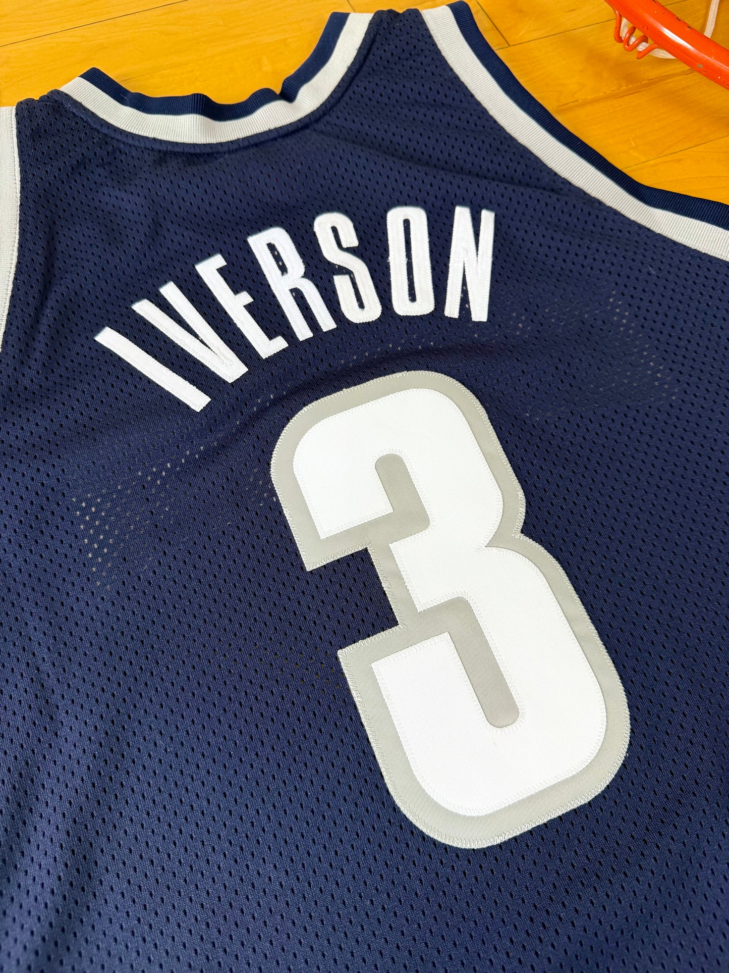 Georgetown Hoyas Allen Iverson 1995-1996 College Basketball Jersey (44/Large)
