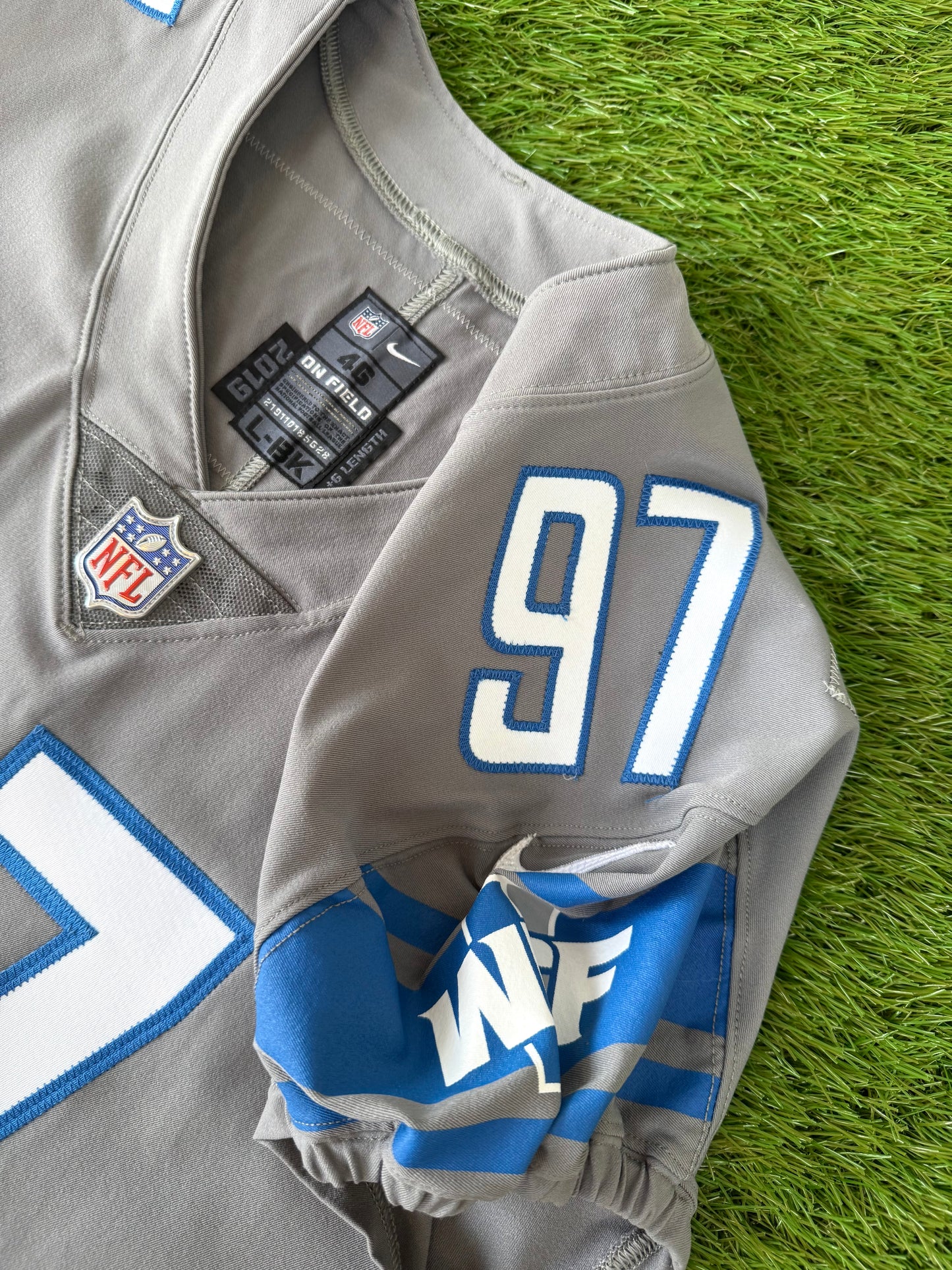 Detroit Lions Aidan Hutchinson 2022 NFL Football Jersey (46/Large)
