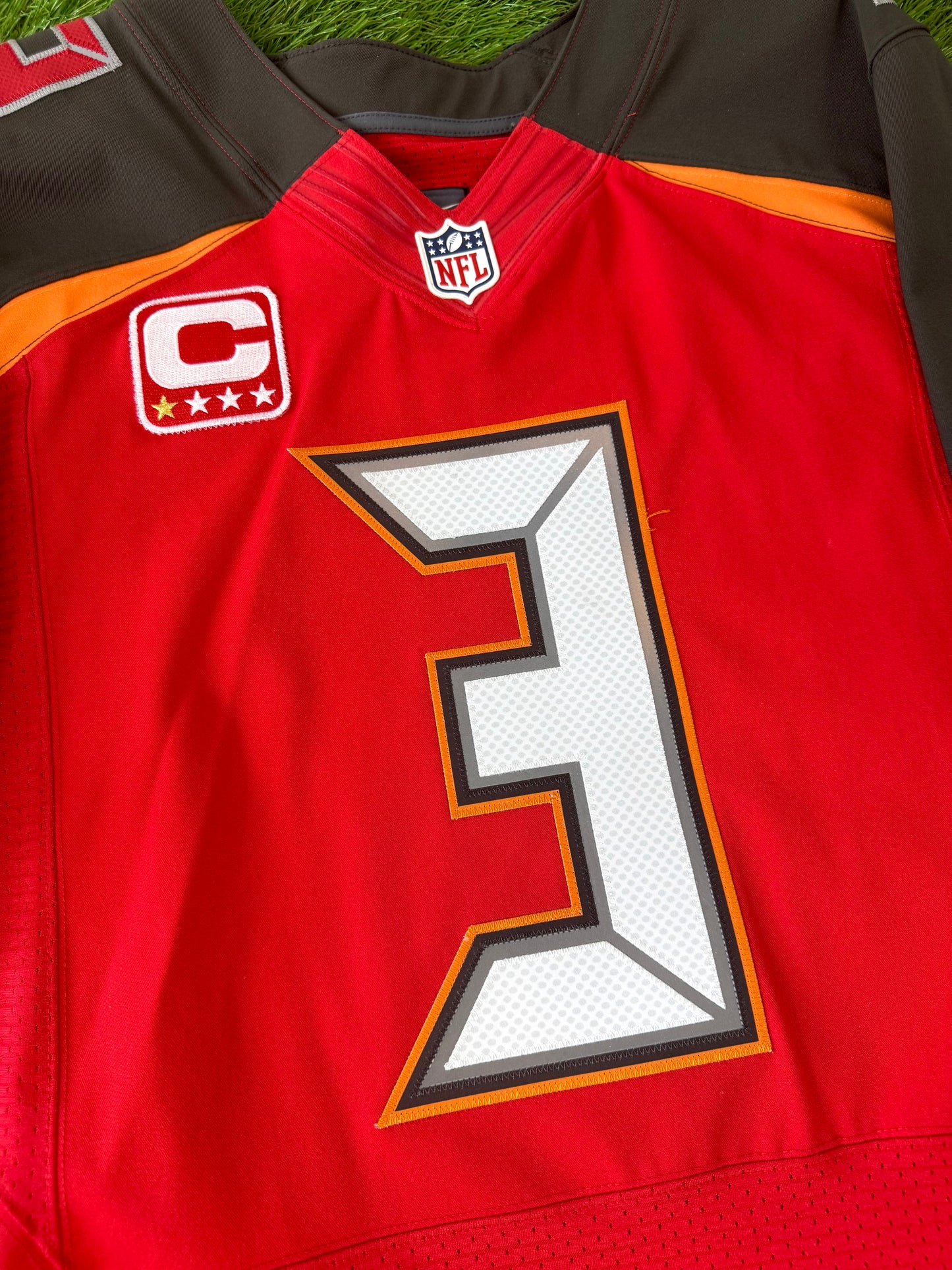 Tampa Bay Buccaneers 2016 Jameis Winston NFL Football Jersey (44/Large)