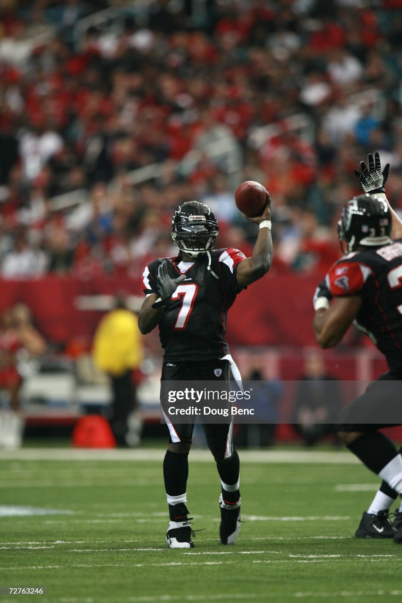 Atlanta Falcons Michael Vick 2006 Alternate NFL Football Jersey (46/Large)