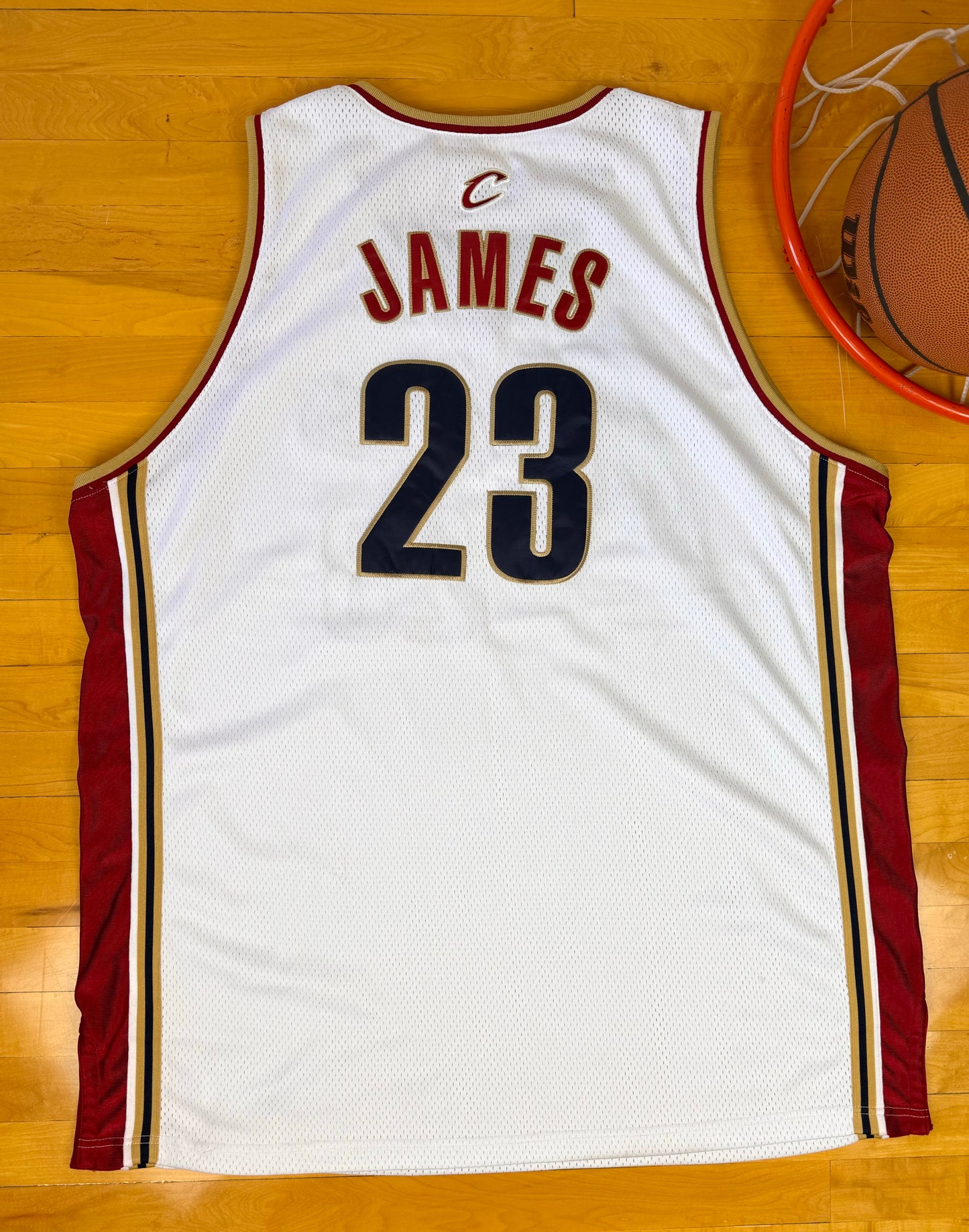 Cleveland Cavaliers 2003-2004 Lebron James Team Issued Jersey (56/XXXL)