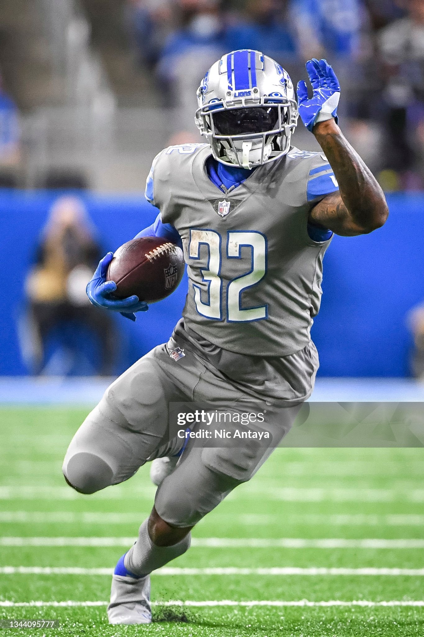 Detroit Lions D’Andre Swift 2021 Game Issued Gray Alternate NFL Football Jersey (40/Medium)