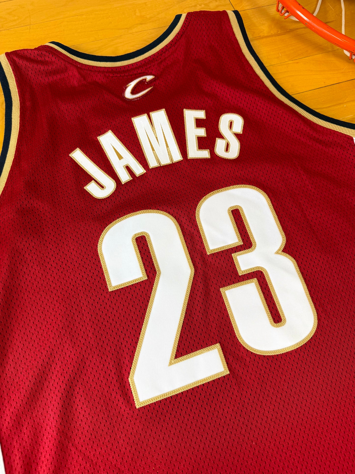 Cleveland Cavaliers LeBron James 2005-2006 Team Issued NBA Basketball Jersey (46/Large)