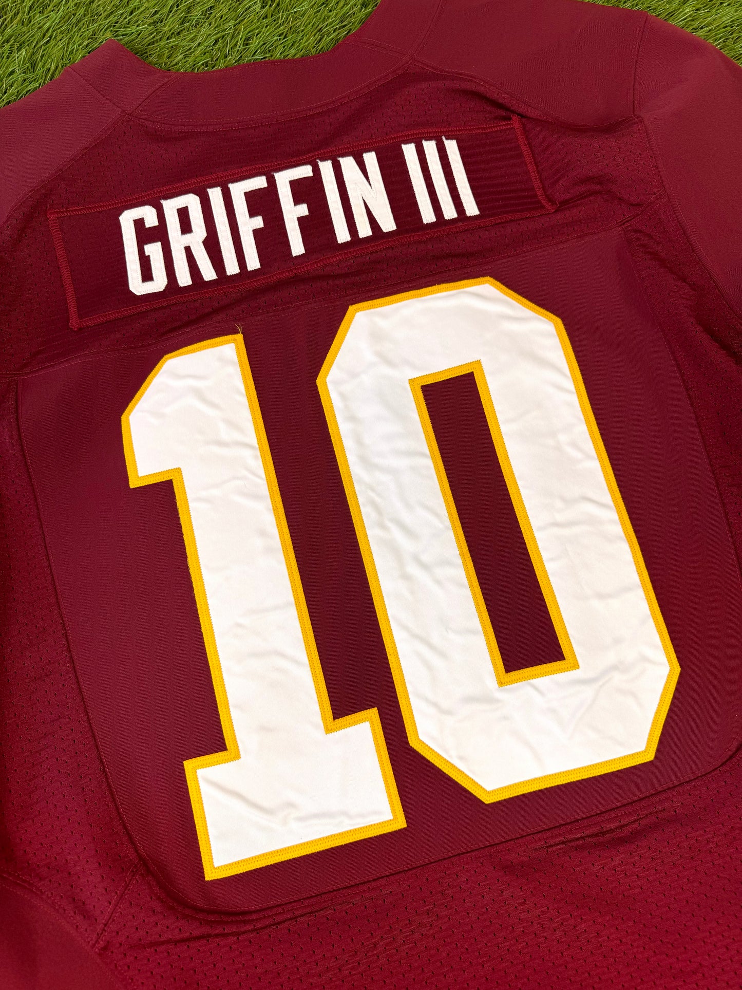 Washington Redskins Robert Griffin III 2013 NFL Football Jersey (48/XL)