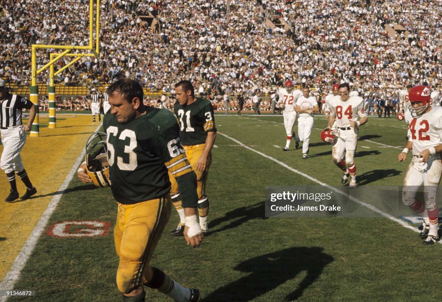 Green Bay Packers Fred “Fuzzy” Thurston 1965-1967 NFL Football Jersey (Medium)