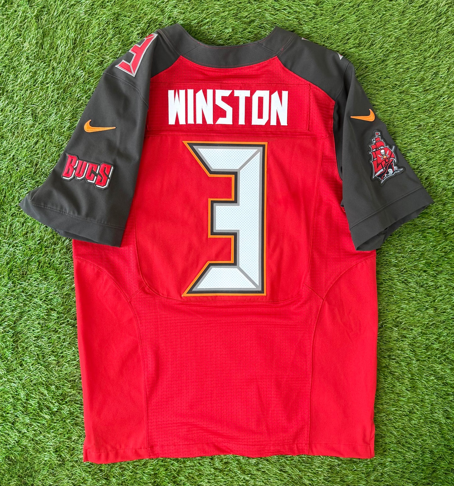 Tampa Bay Buccaneers 2016 Jameis Winston NFL Football Jersey (44/Large)