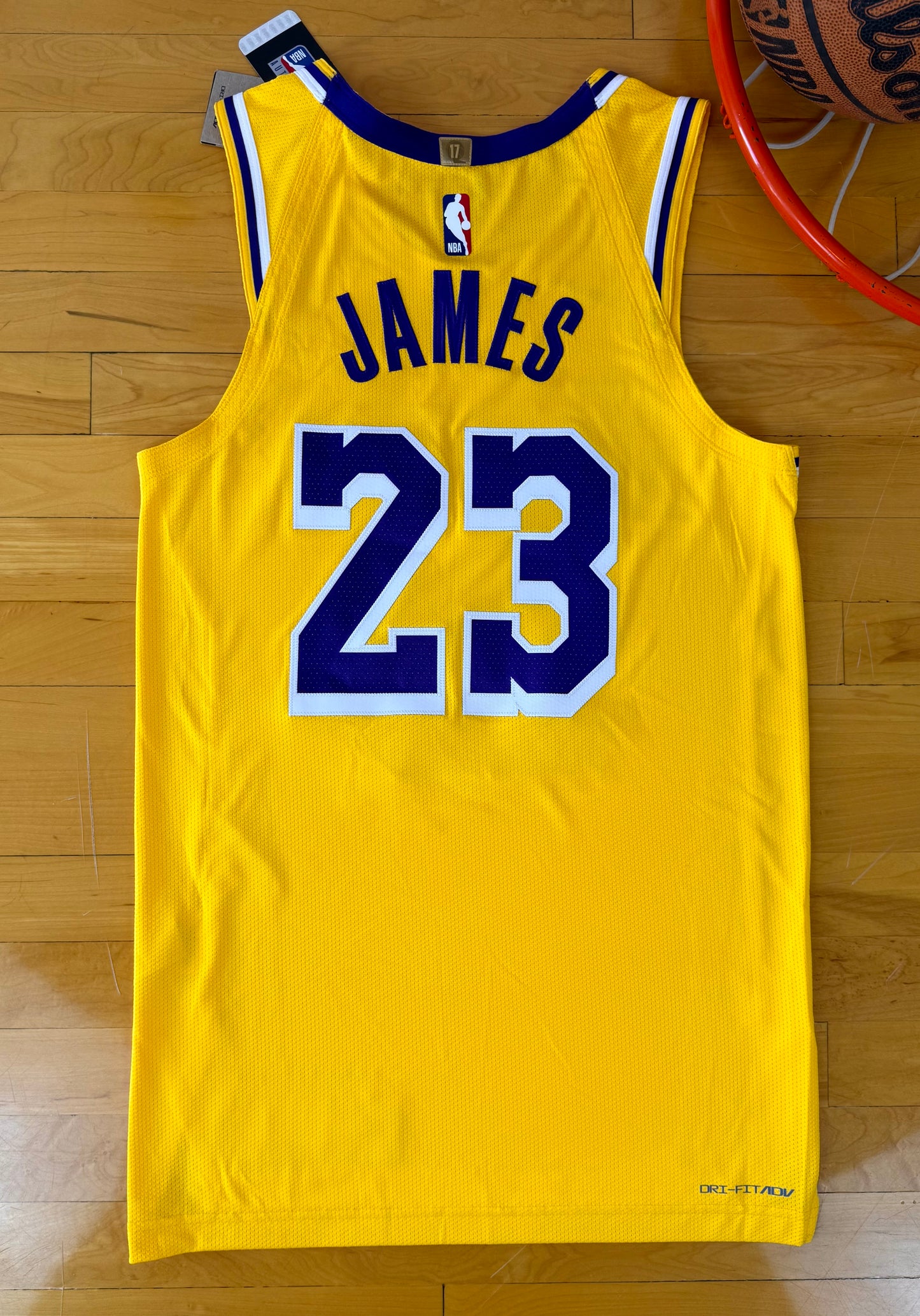 LA Lakers LeBron James 2023-Present NBA Basketball Jersey (40/Small)