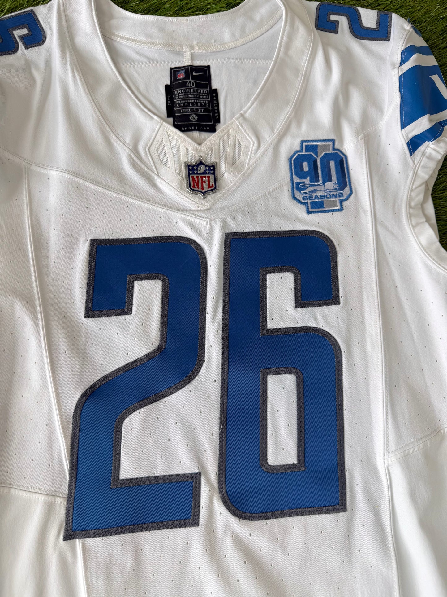 Detroit Lions Jahmyr Gibbs 2023 NFL Football Jersey (40/Medium)