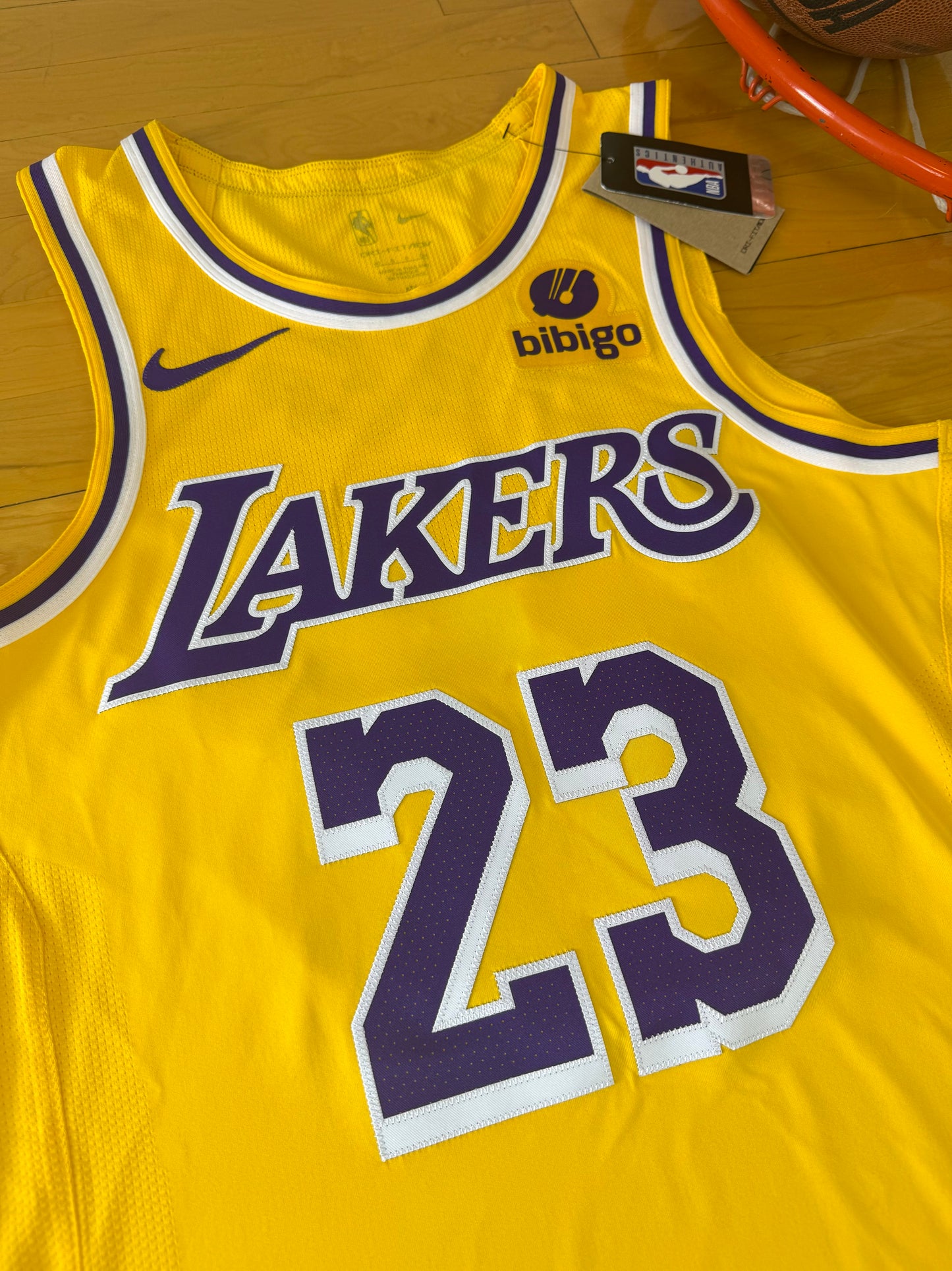LA Lakers LeBron James 2023-Present NBA Basketball Jersey (40/Small)