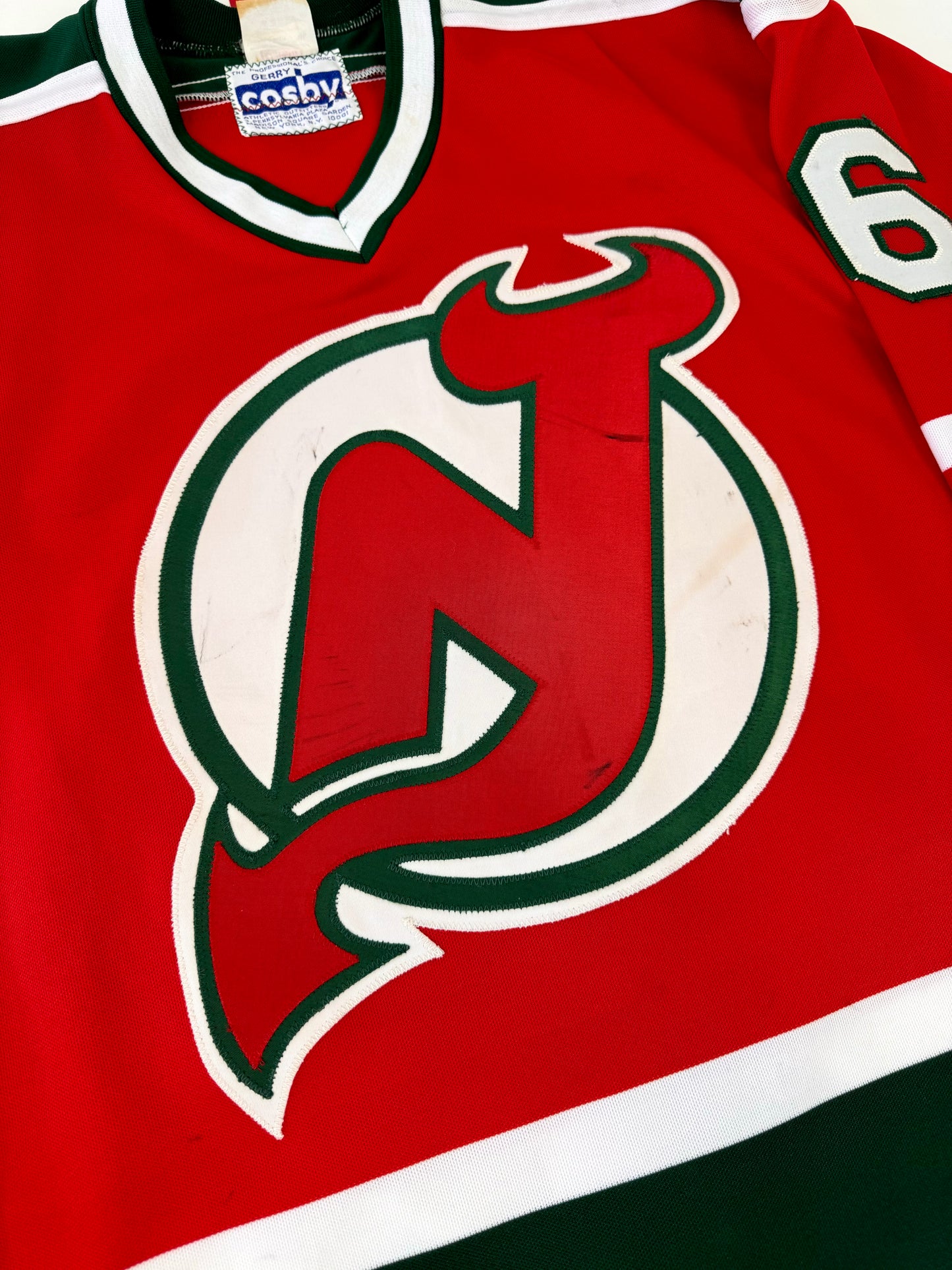 New Jersey Devils Pat Verbeek 1987 Preseason Game Worn NHL Hockey Jersey (48/Large)
