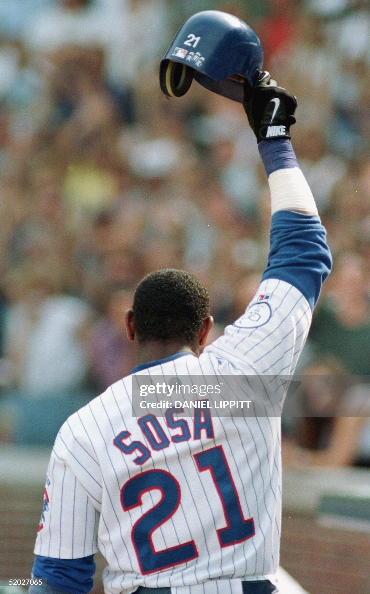 Chicago Cubs Sammy Sosa 1998 MLB Baseball Jersey (40/Medium)