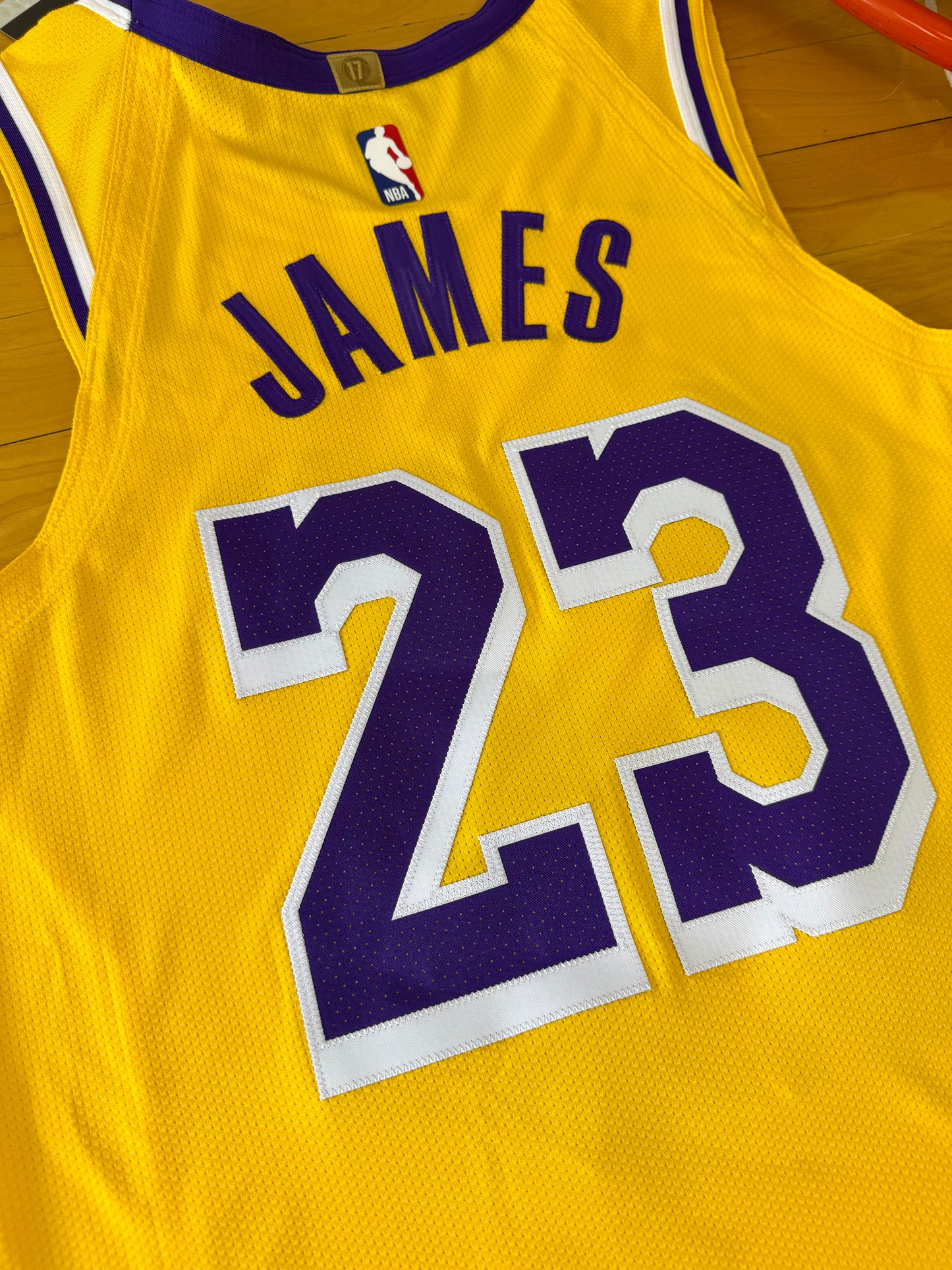 LA Lakers LeBron James 2023-Present NBA Basketball Jersey (40/Small)