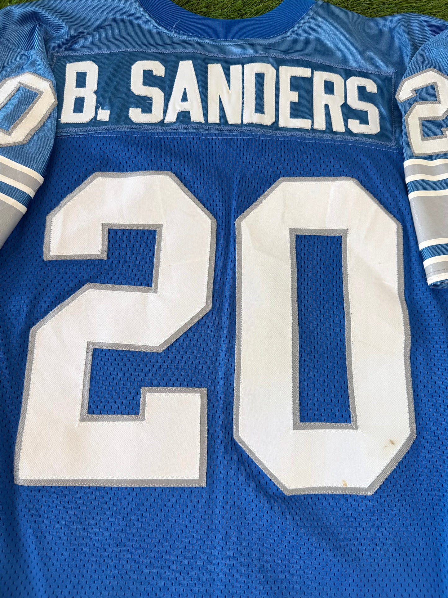 Detroit Lions Barry Sanders 1993 NFL Football Jersey (42/Medium)
