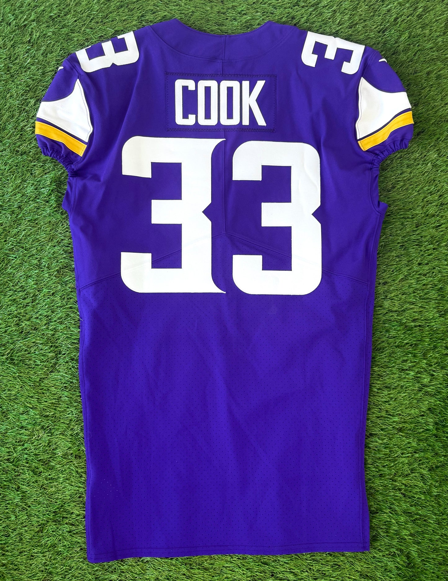 Minnesota Vikings Dalvin Cook 2017 NFL Football Jersey (44/Large)