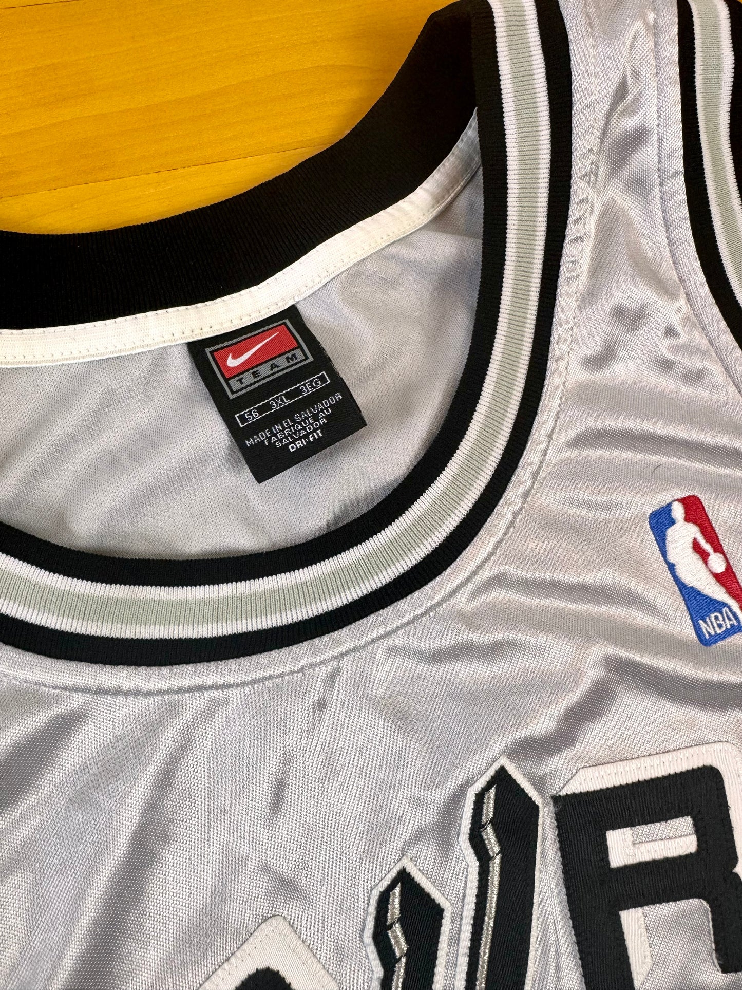 San Antonio Spurs 2003-2004 Tony Parker Throwback NBA Basketball Jersey (56/XXL)