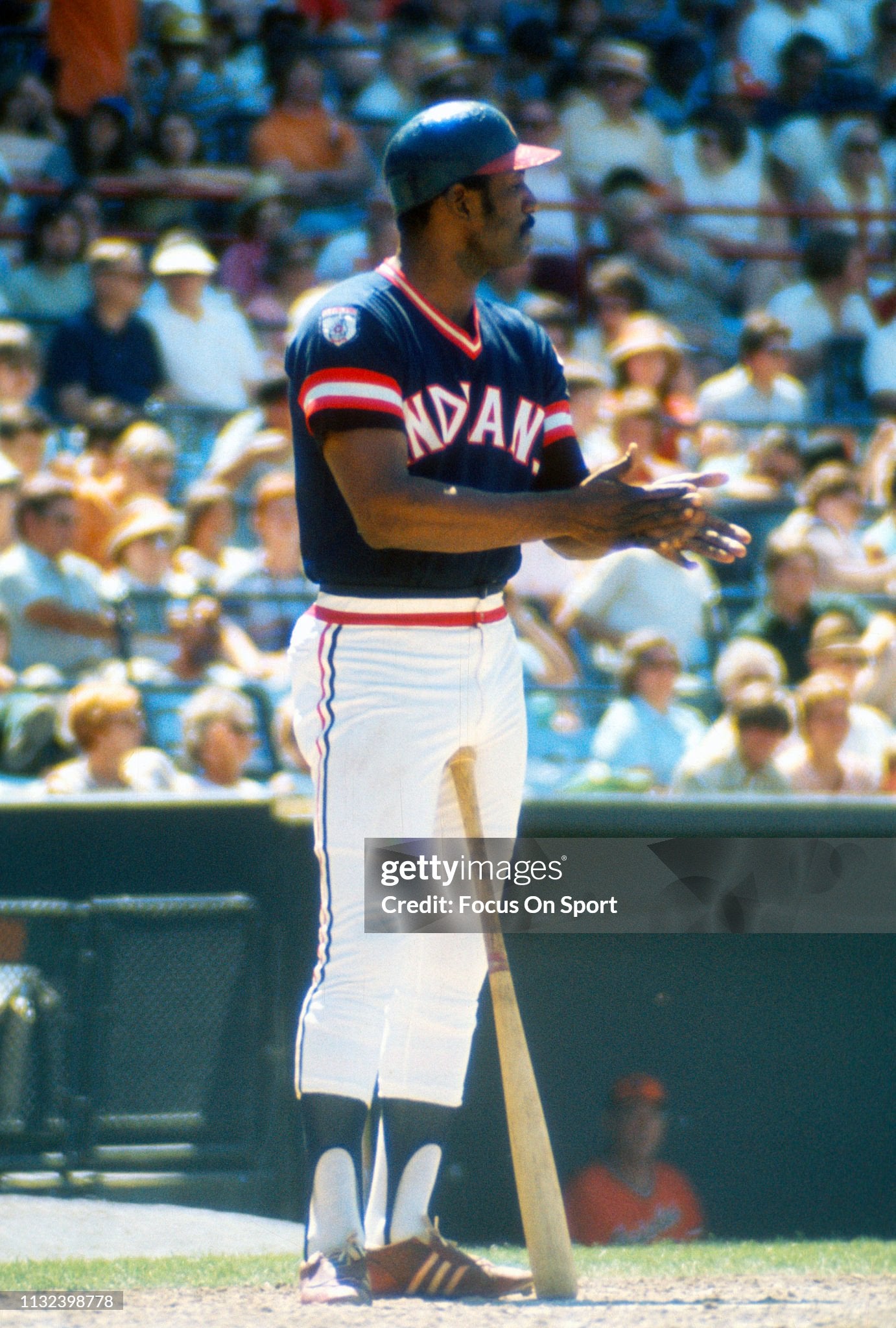 Cleveland Indians 1975-1978 MLB Baseball Jersey (42/Large)