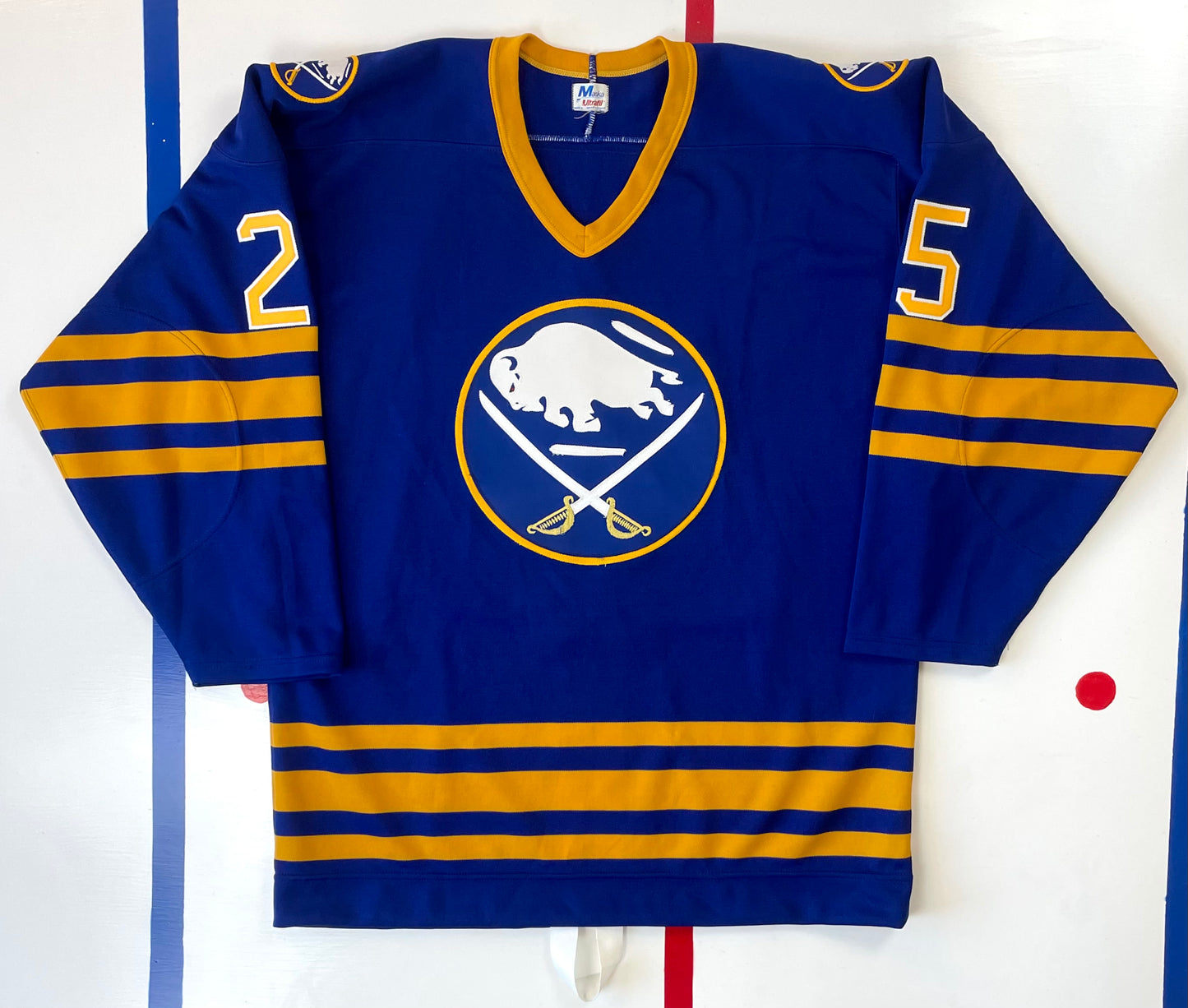 Buffalo Sabres 1983-84 Dave Andreychuk NHL Hockey Jersey (48/Large)