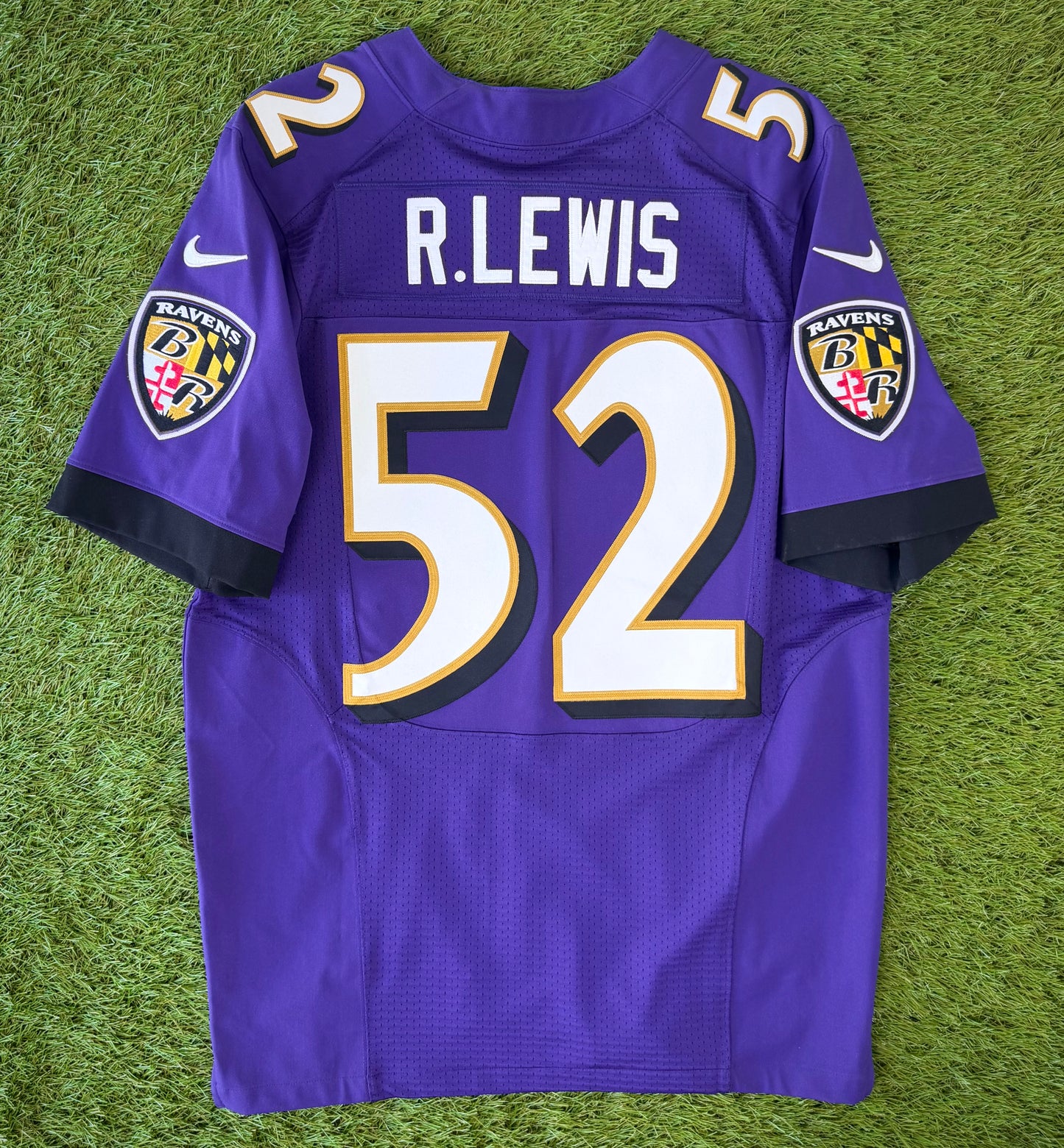 Baltimore Ravens Ray Lewis NFL Football Jersey (40/Medium)