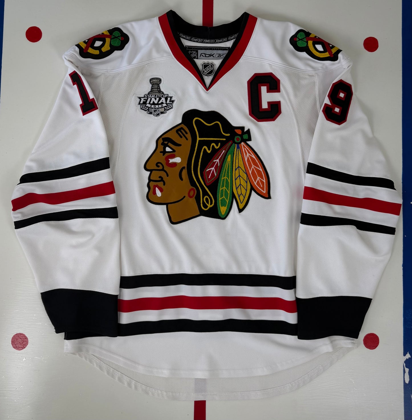 Chicago Blackhawks Jonathan Toews 2010 Stanley Cup Finals NHL Hockey Jersey (54/XL)
