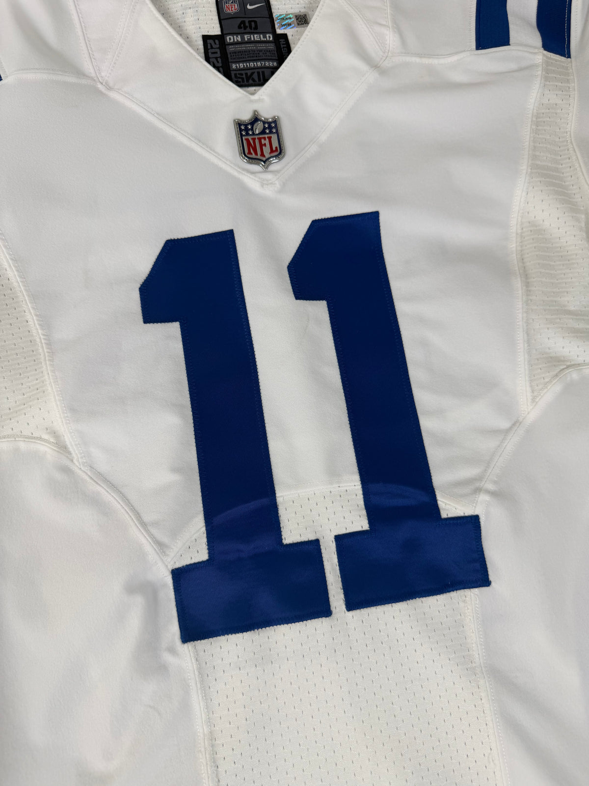 Indianapolis Colts Michael Pittman Jr. 2022 Game Issued NFL Football Jersey (40/Medium)