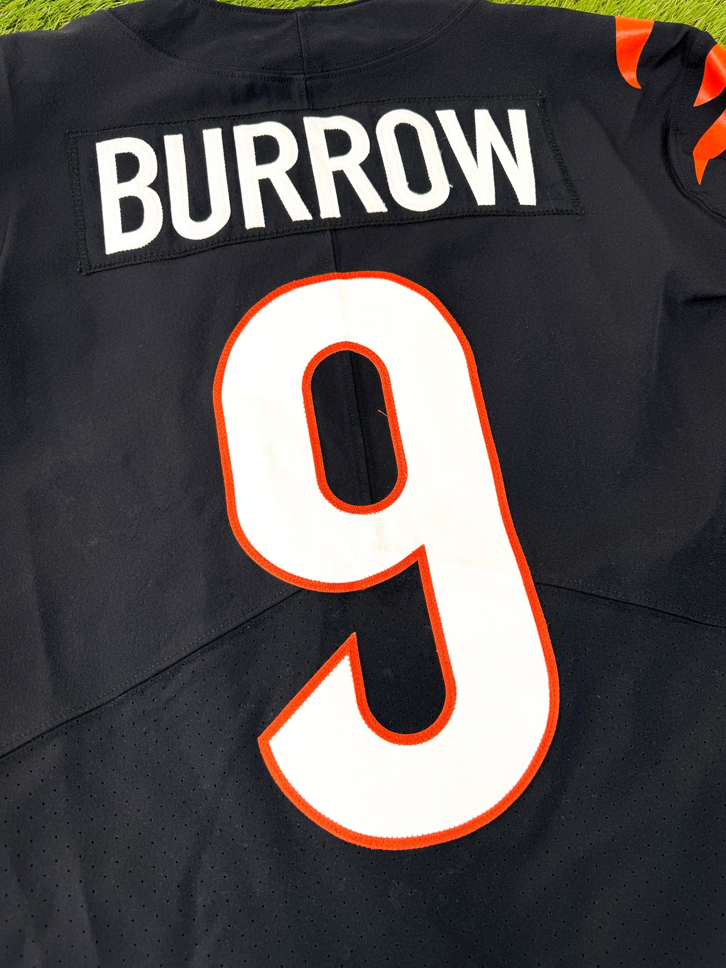 Cincinnati Bengals 2021 Game Issued Joe Burrow NFL Football Jersey (42/Medium)