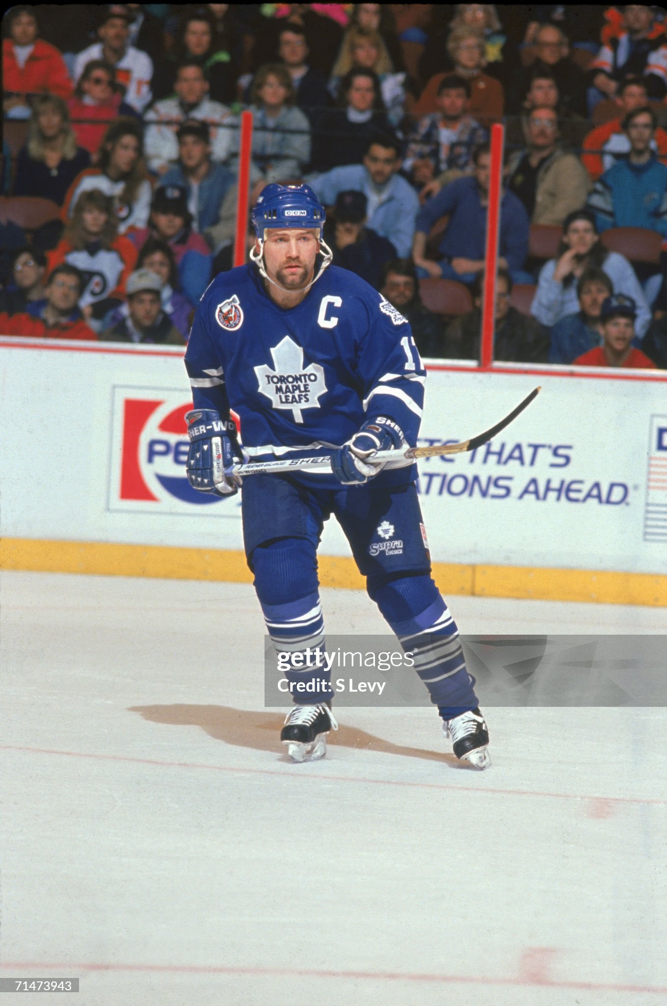 Toronto Maple Leafs Wendel Clark 1992-1993 NHL Hockey Jersey (Large)