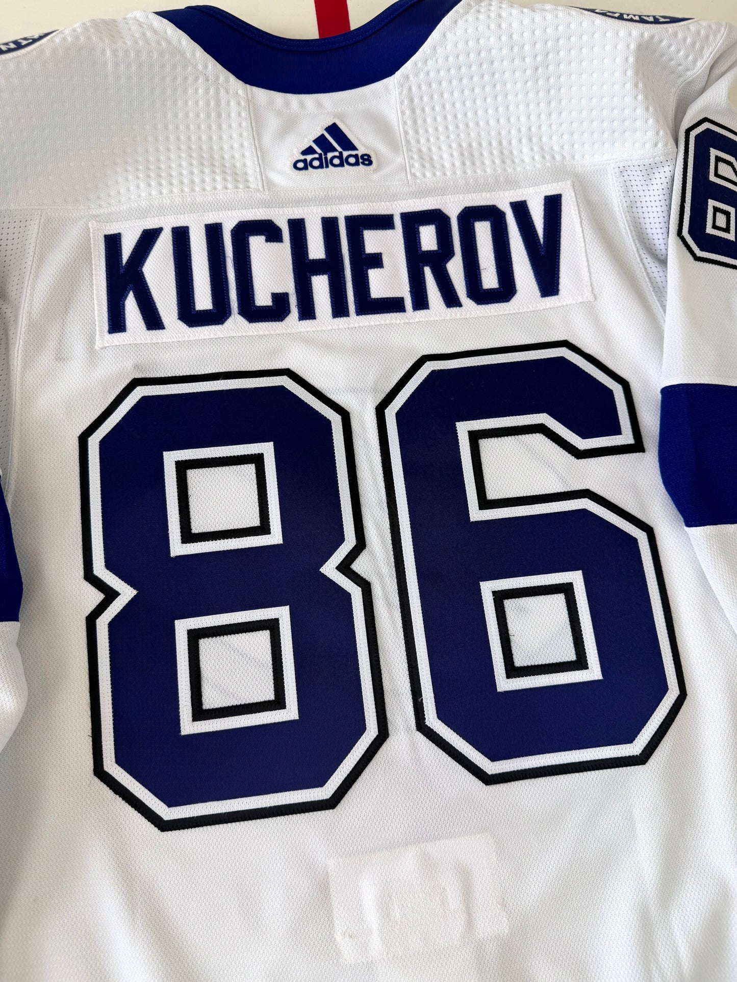 Tampa Bay Lightning Nikita Kucherov 2022-2024 NHL Hockey Jersey (56/XXL)