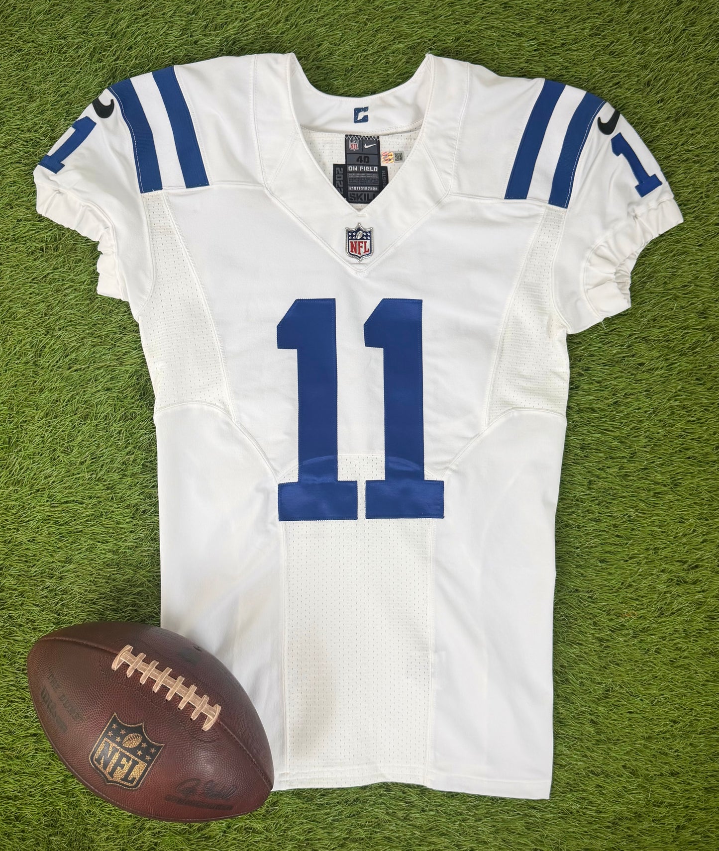 Indianapolis Colts Michael Pittman Jr. 2022 Game Issued NFL Football Jersey (40/Medium)