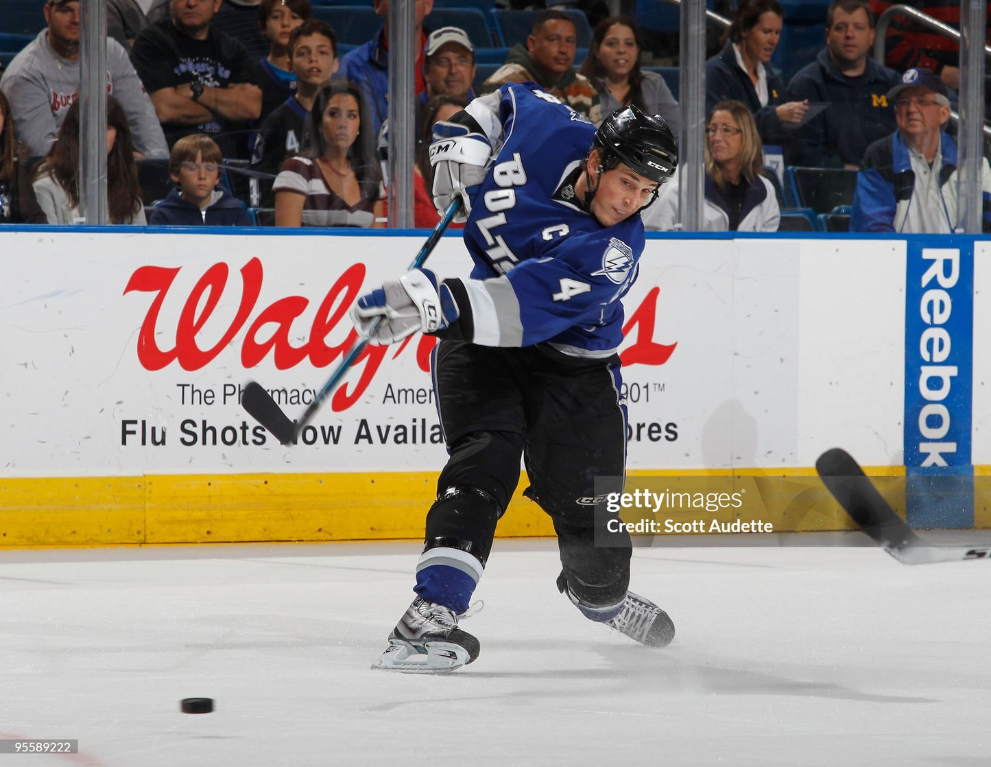 Tampa Bay Lightning Vincent Lecavalier 2008-2011 Alternate NHL Hockey Jersey (46/Small)