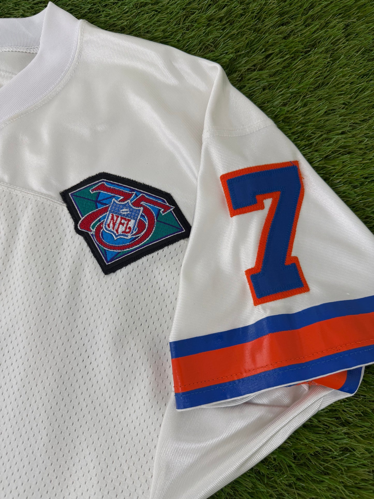 Denver Broncos John Elway 1994 NFL Football Jersey (44/Large)