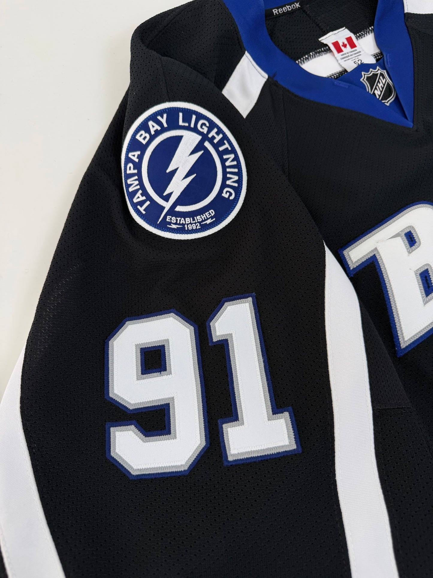 Tampa Bay Lightning Steven Stamkos 2014-2016 Alternate NHL Hockey Jersey (52/Large)
