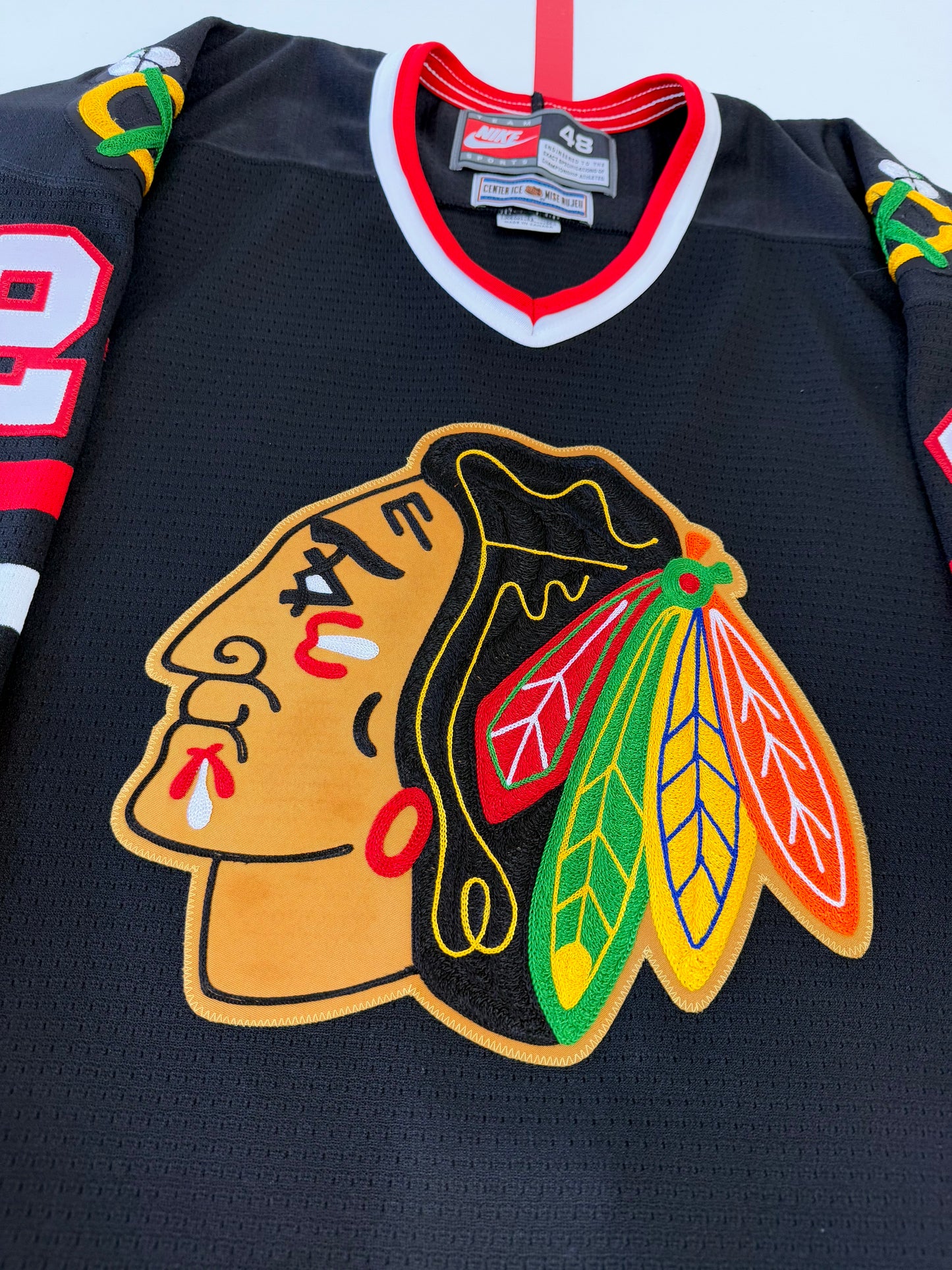 Chicago Blackhawks 1996-1999 Bob Probert NHL Hockey Jersey (48/Medium)