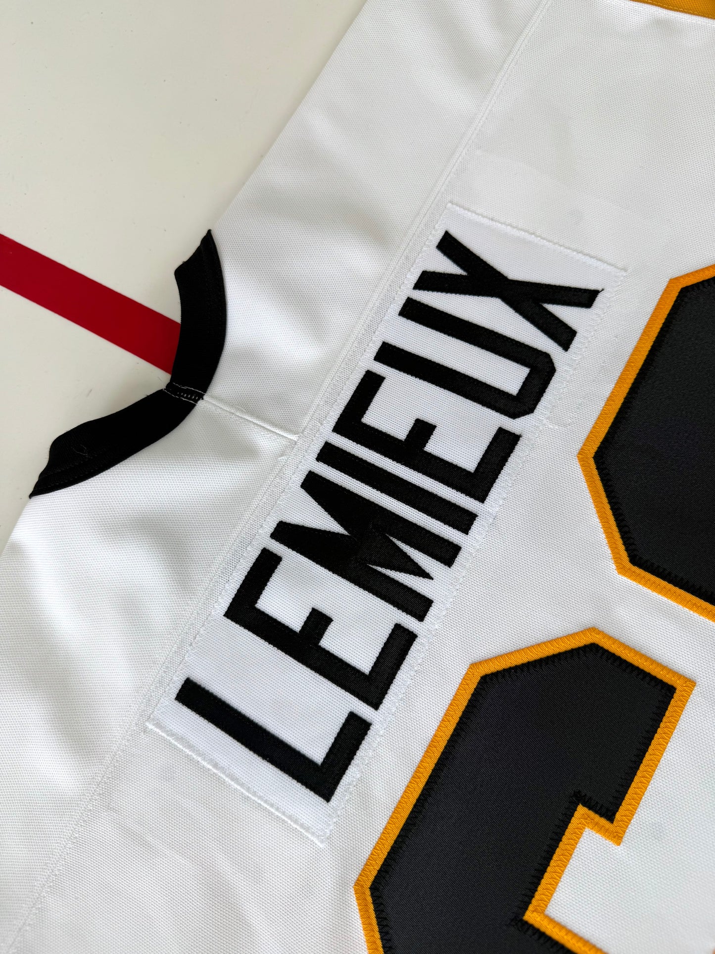 Pittsburgh Penguins Mario Lemieux 1989-1990 “Gold Toe” NHL Hockey Jersey (48/Large)