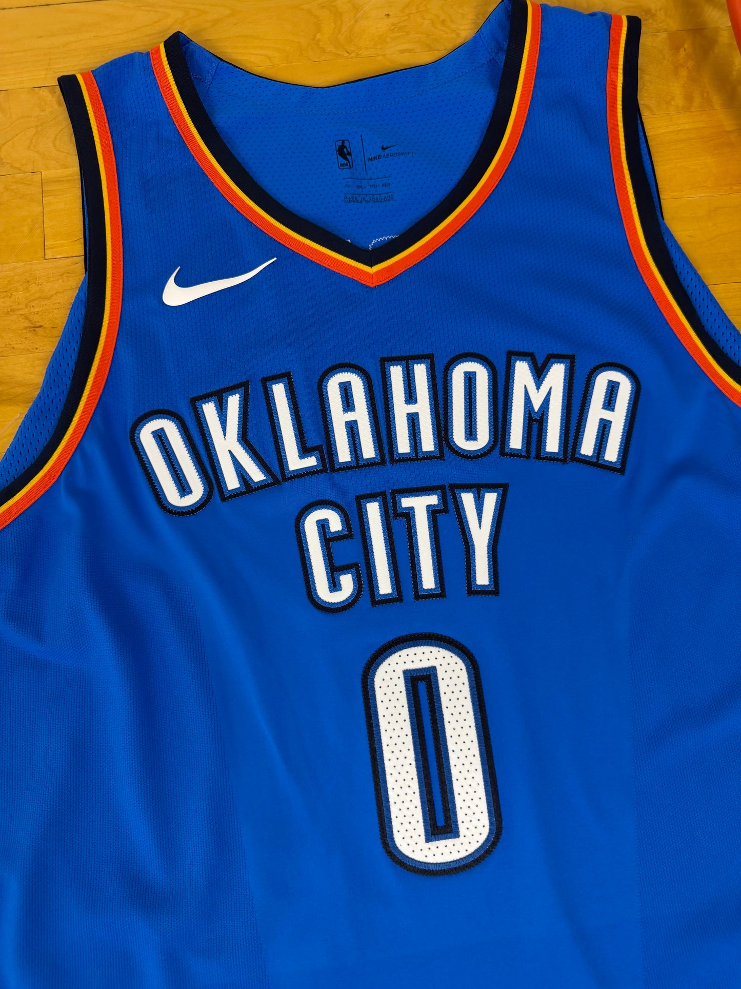 Oklahoma City Thunder Russell Westbrook 2017-2019 NBA Basketball Jersey (54/XXL)