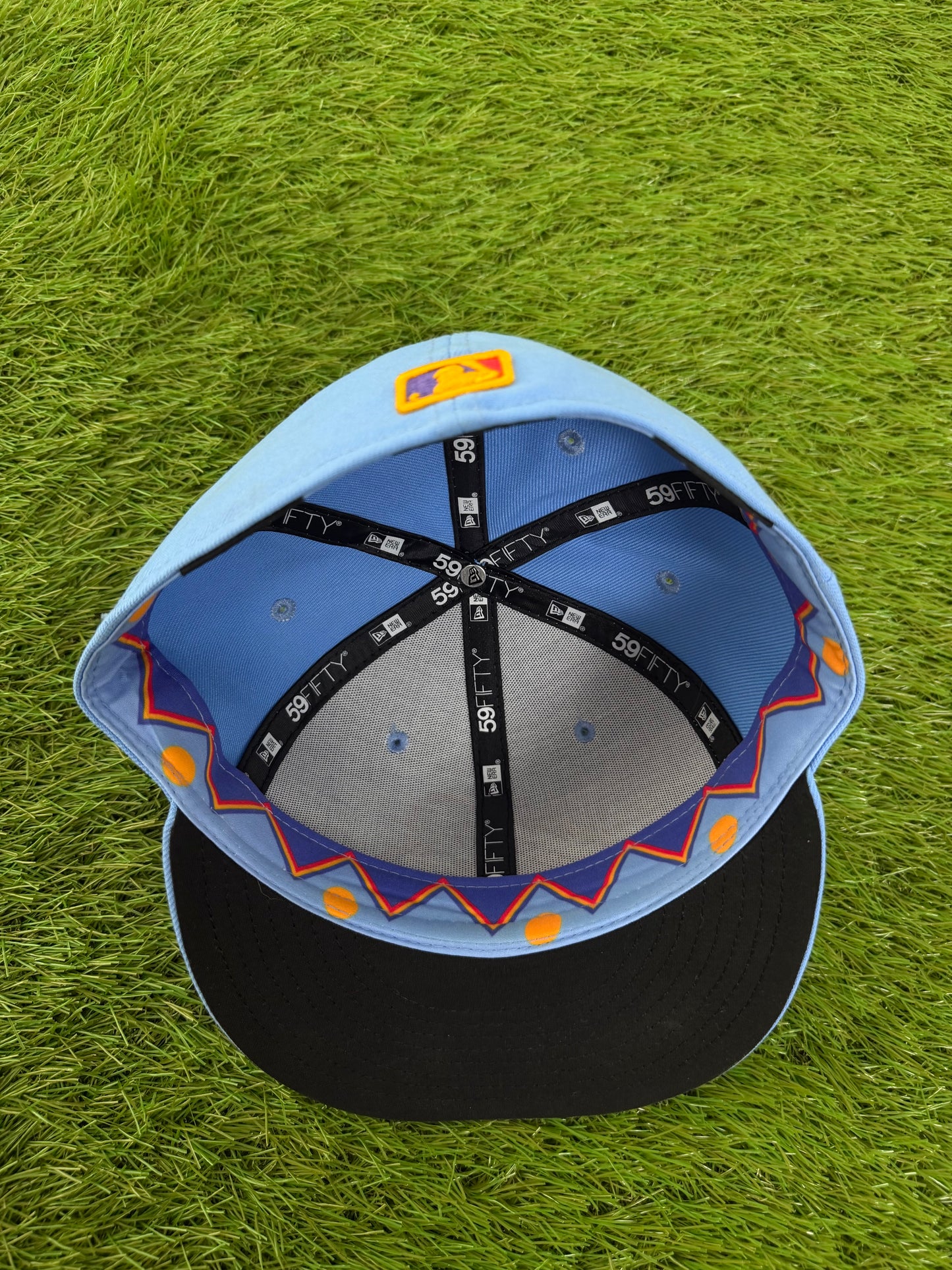 Colorado Rockies 2025-2026 City Connect MLB Baseball Hat (7 1/4)
