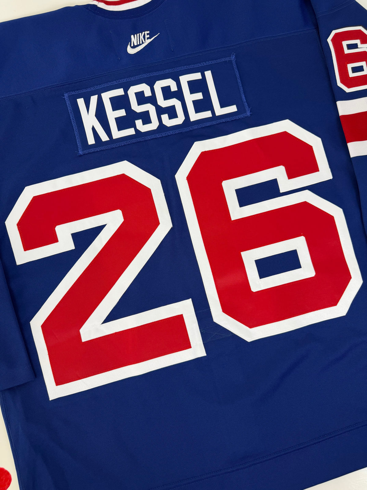 Team USA Phil Kessel 2006 IIHF World Junior Hockey Championships Throwback Jersey (52/XL)