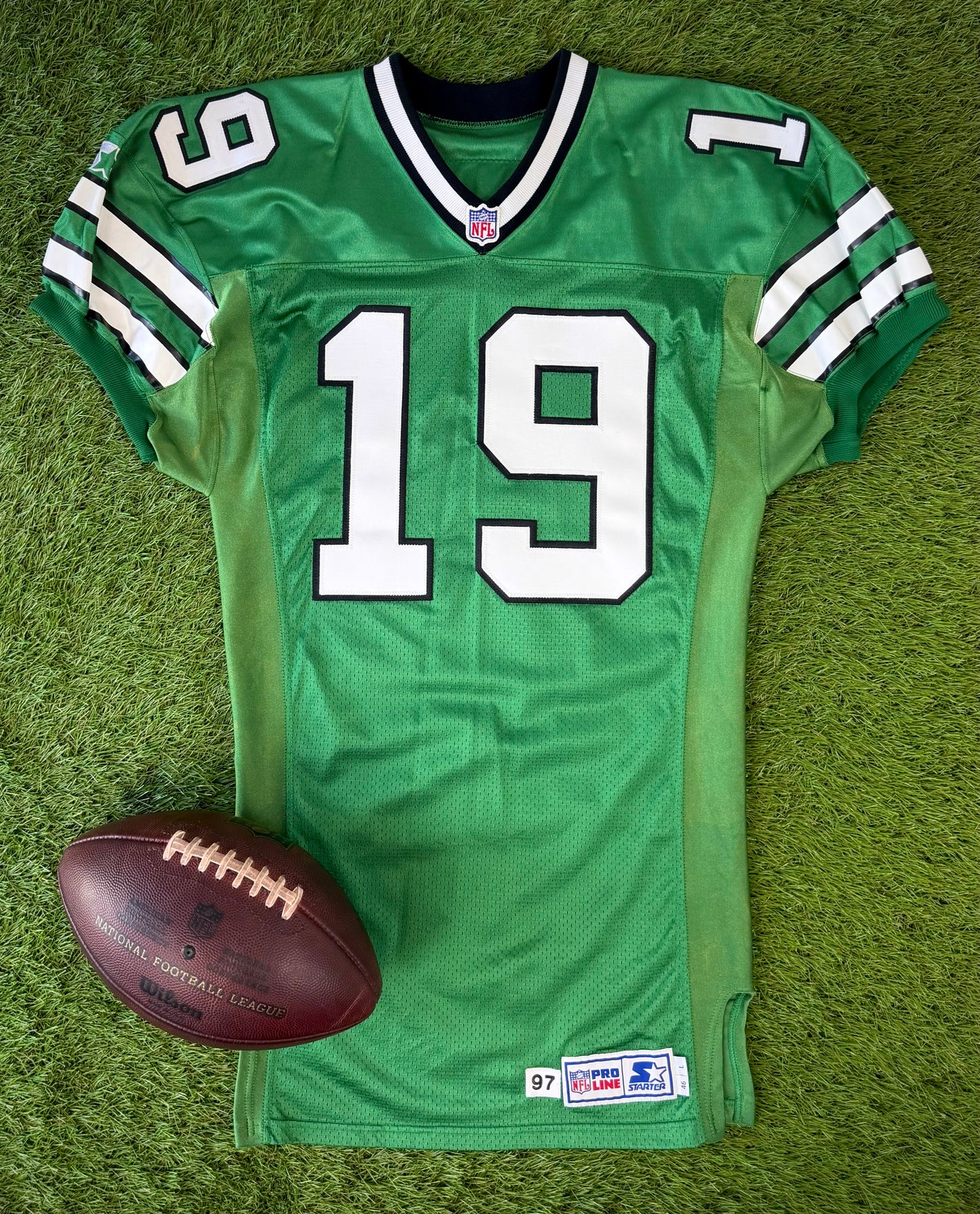 New York Jets Keyshawn Johnson 1997 Autographed Game Issued NFL Football Jersey (46/Large)