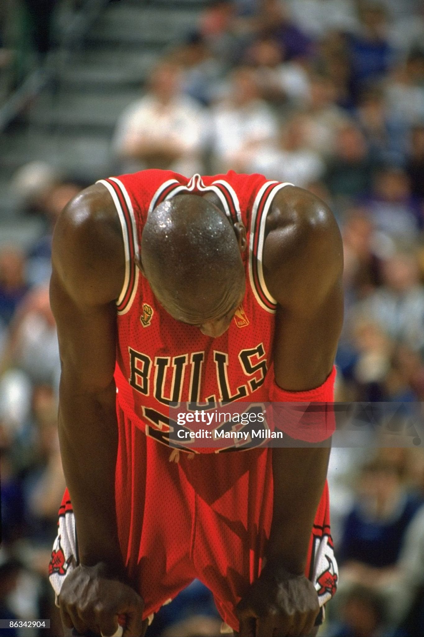 Chicago Bulls Michael Jordan “Flu Game” 1997 NBA Finals Basketball Jersey (48/XL)