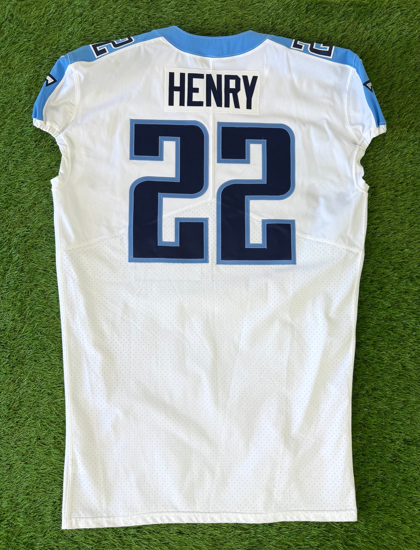 Tennessee Titans Derrick Henry 2017 NFL Football Jersey (52/XXL)
