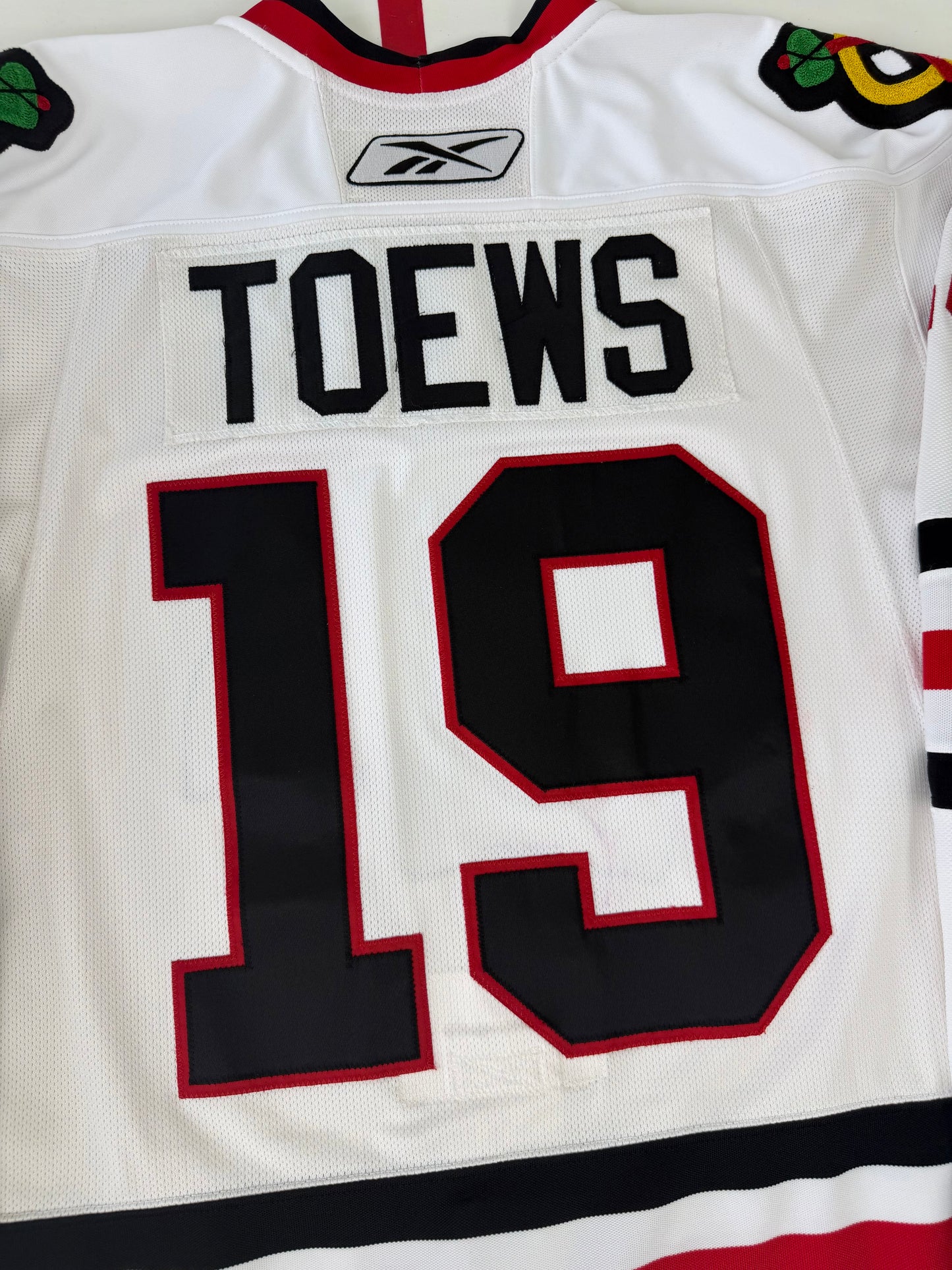 Chicago Blackhawks Jonathan Toews 2010 Stanley Cup Finals NHL Hockey Jersey (54/XL)