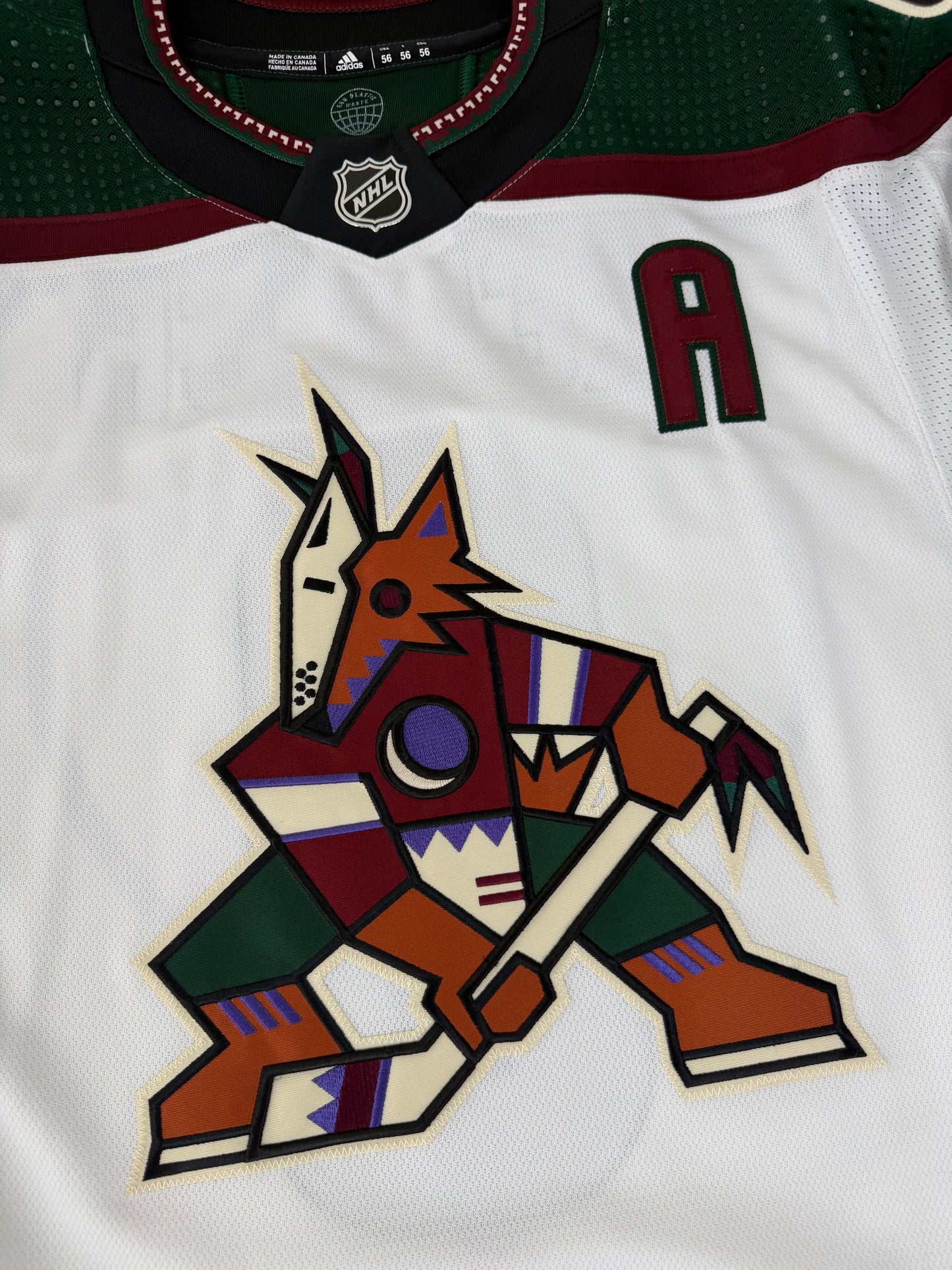 Arizona Coyotes Clayton Keller 2023-2024 NHL Hockey Jersey (56/XXL)
