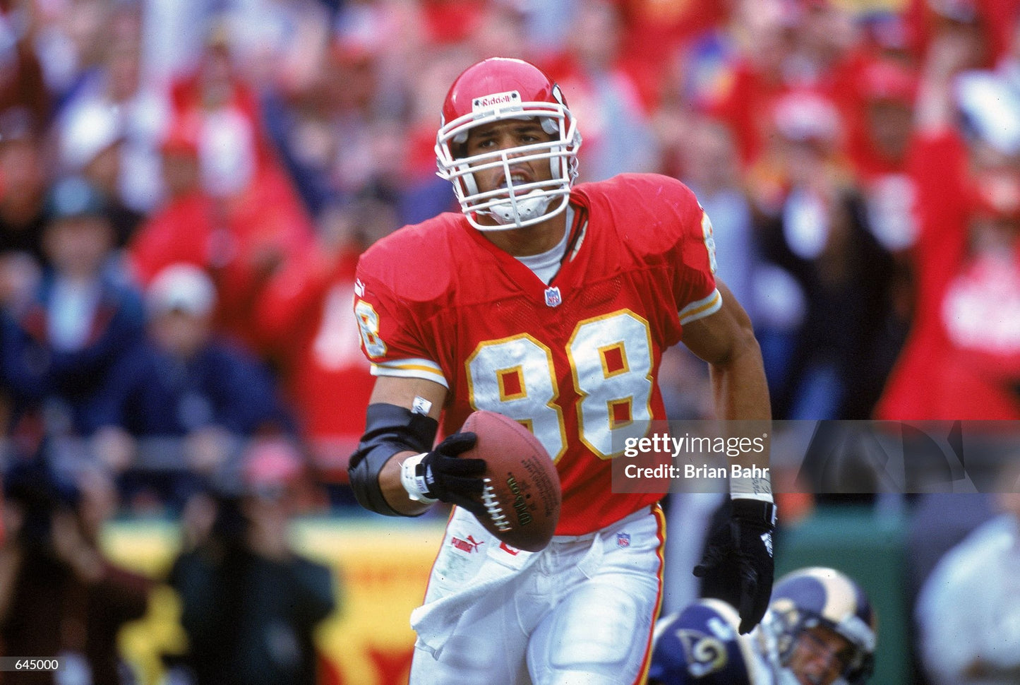 Kansas City Chiefs Tony Gonzalez Autographed 2000 NFL Football Jersey (52/XXL)
